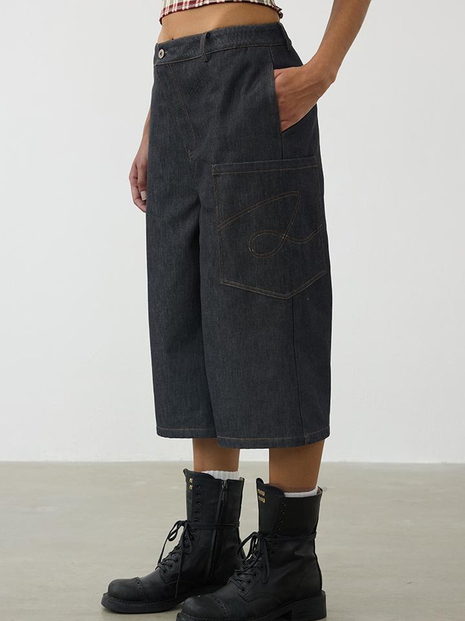 AFTADAWN Deconstructed Slant Placket Raw Wide Leg Cropped Jeans