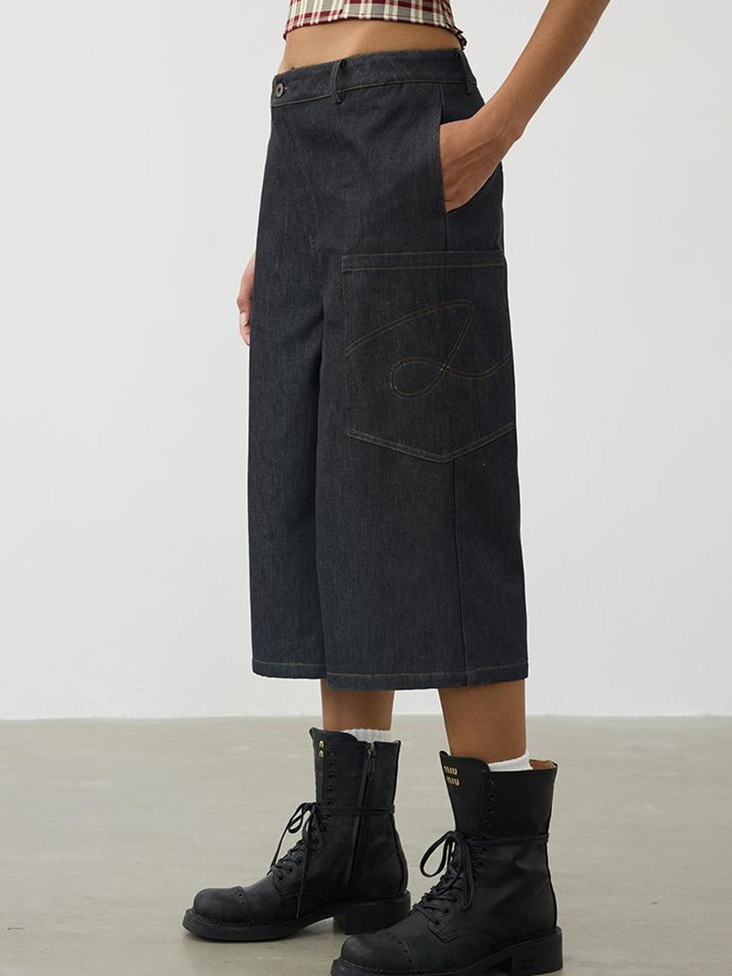 AFTADAWN Deconstructed Slant Placket Raw Wide Leg Cropped Jeans