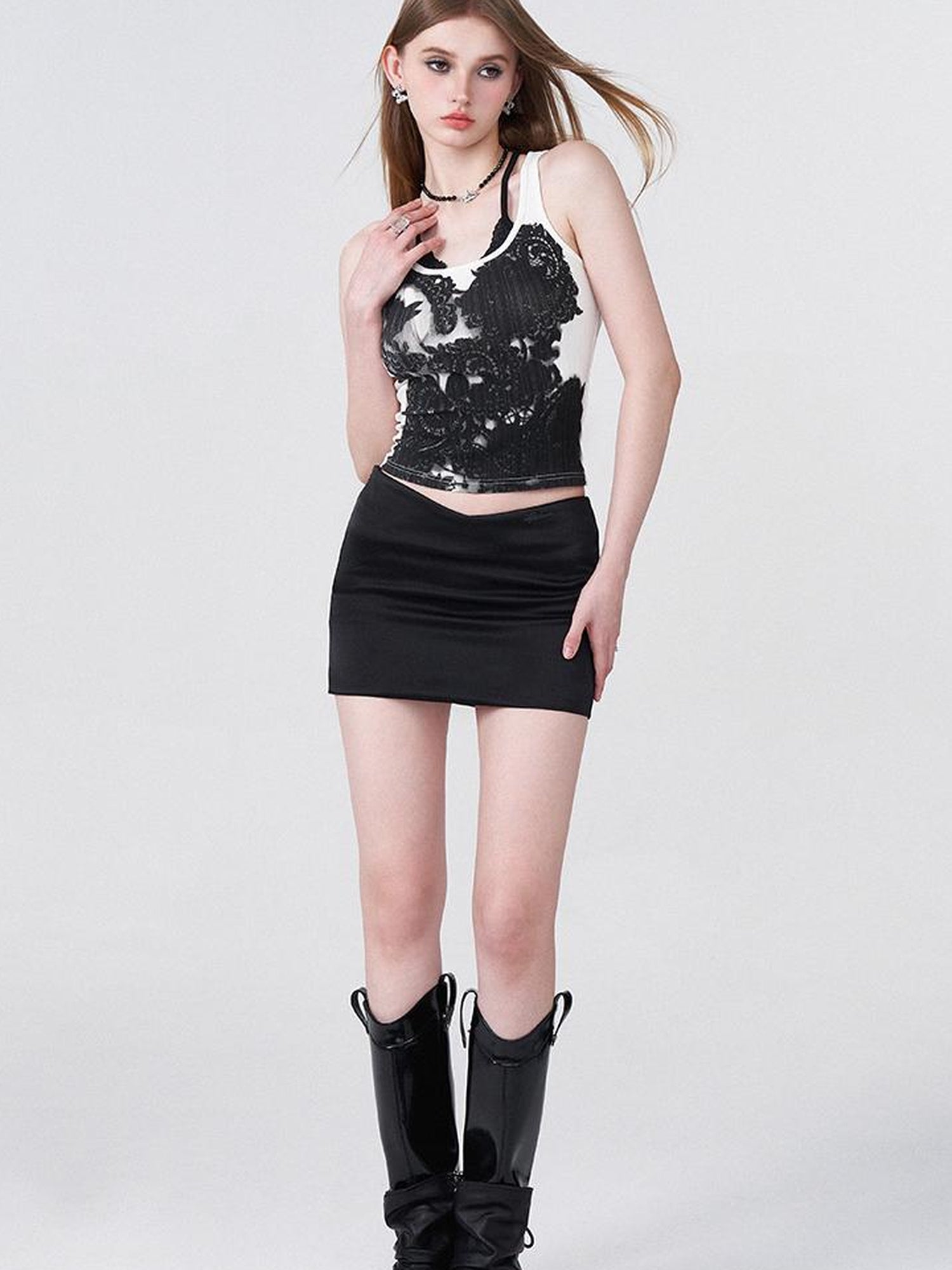 AFTADAWN Distressed Lace Trimmed Camisole With Illusion Print