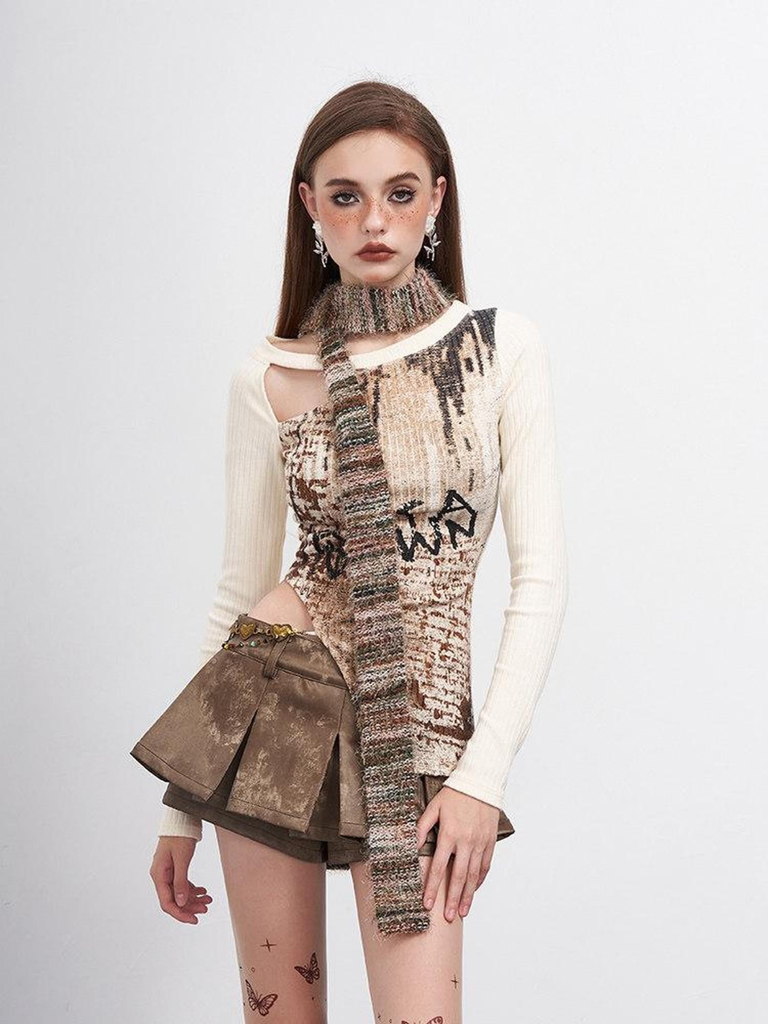 AFTADAWN Distressed Print Cutout Chain Asymmetric Women&