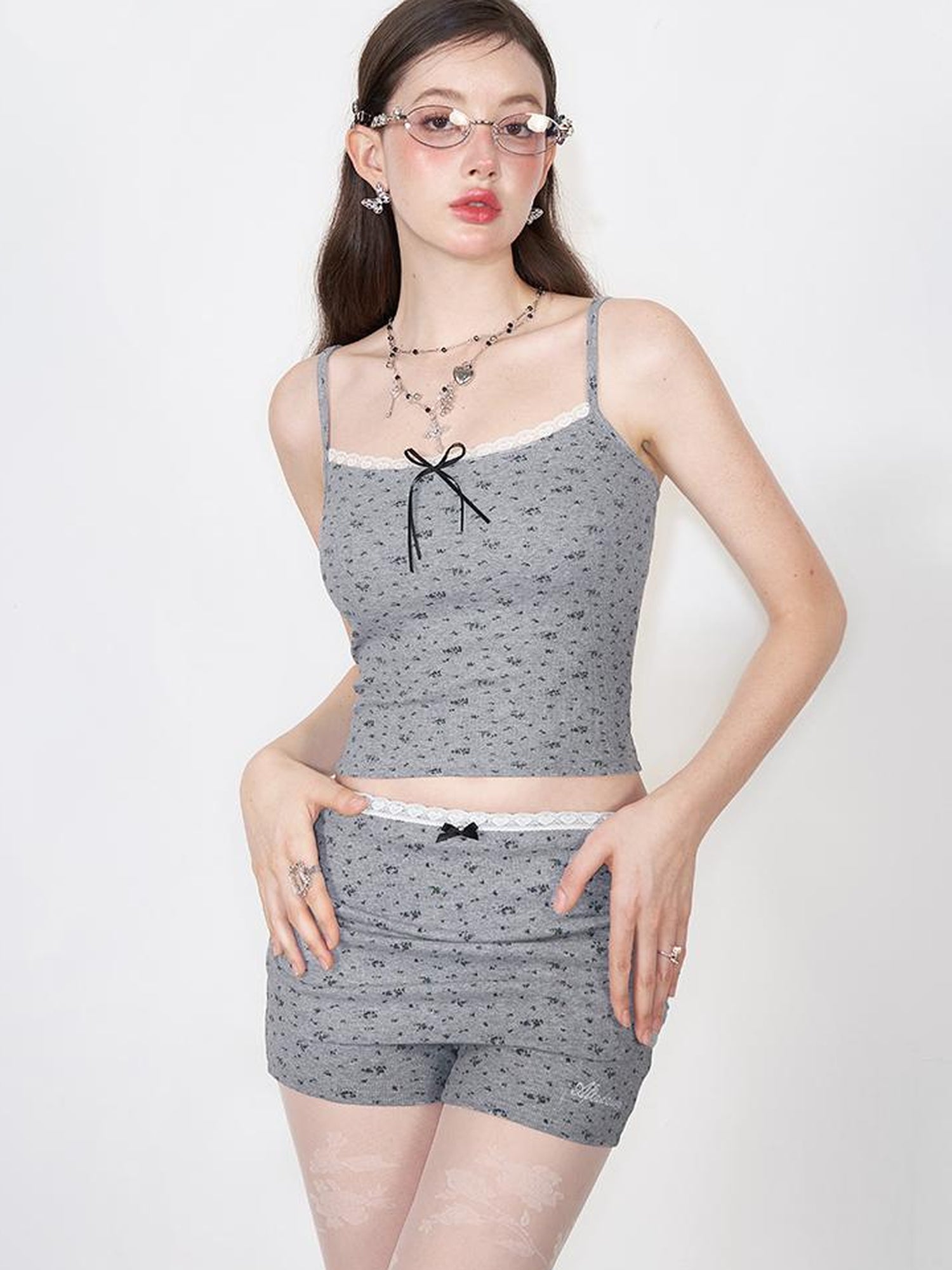 AFTADAWN Floral Lace Bow Sleeveless Top & Knit Cardigan & Pleated Shorts Set