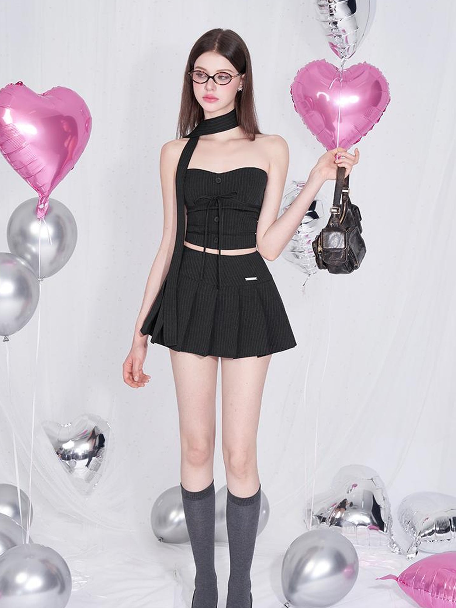 AFTADAWN Halter Neck Bow Tie Bustier Top Pleated Skirt Set