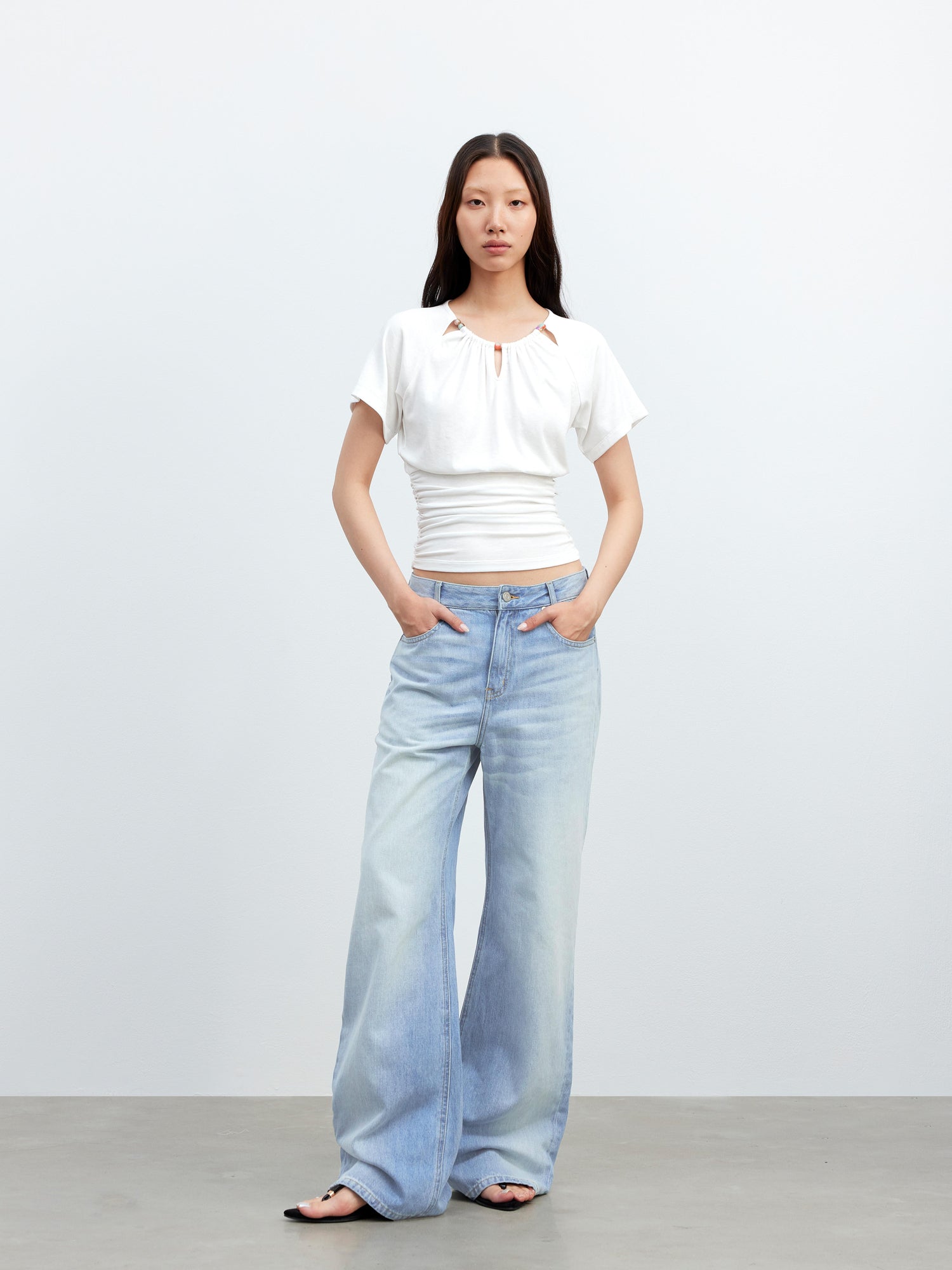 AFTADAWN Ladies V-Neck Beaded Waist Detail Modal Top