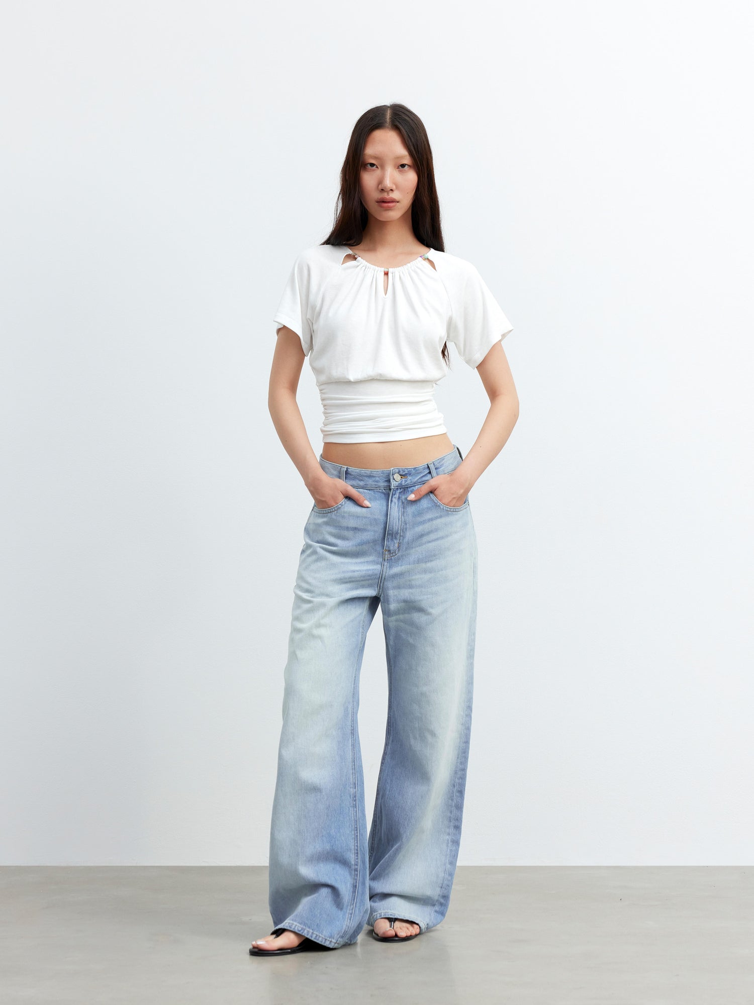 AFTADAWN Ladies V-Neck Beaded Waist Detail Modal Top