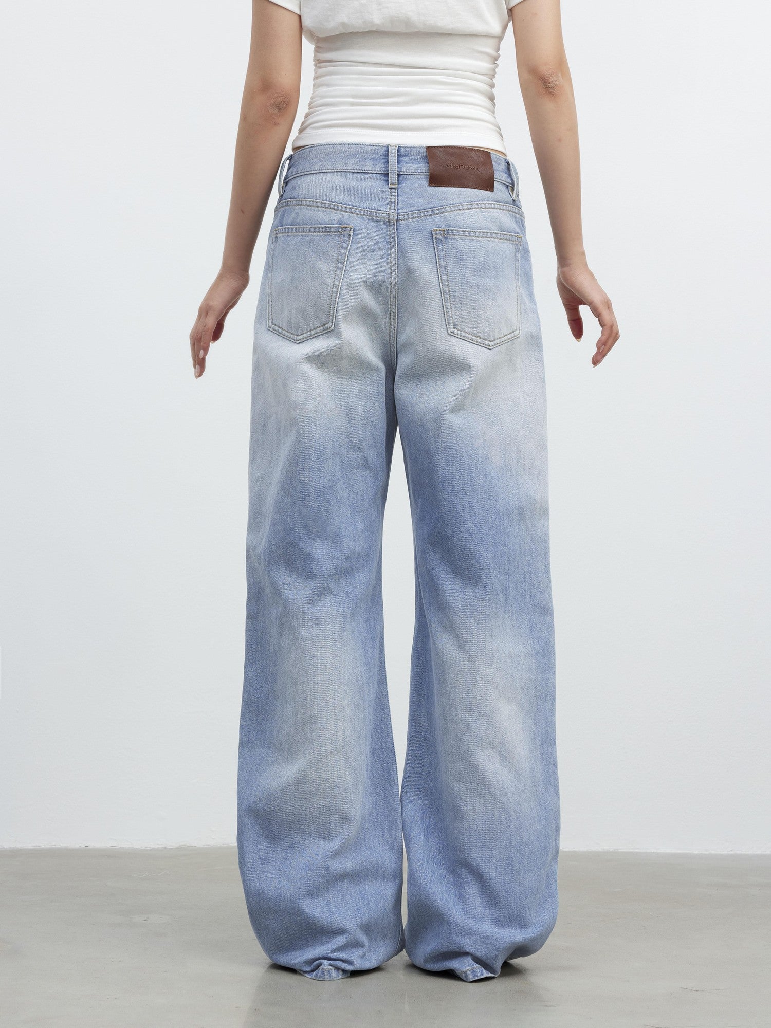 AFTADAWN Light Blue Distressed Whisker Washed Women&