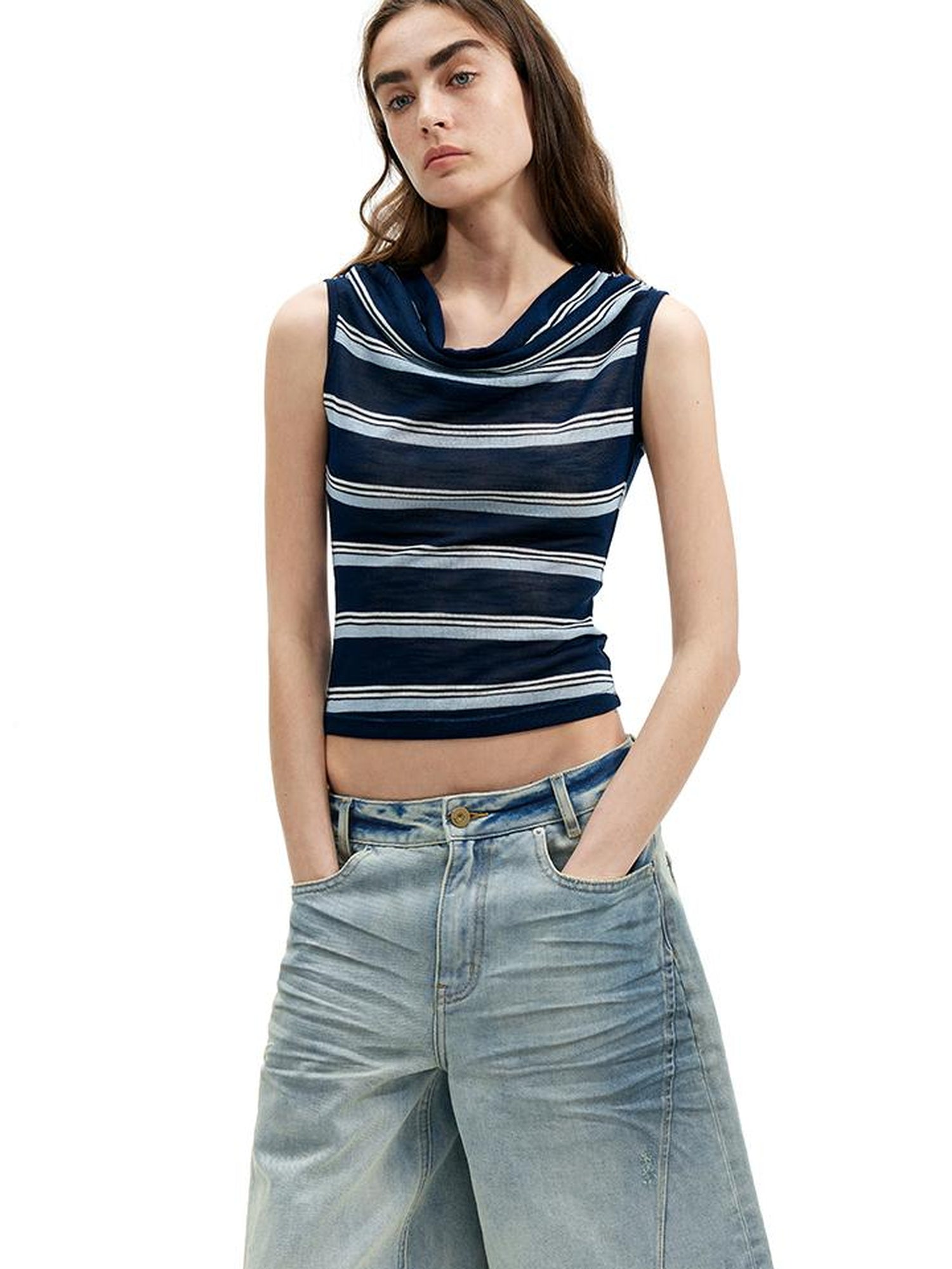 AFTADAWN Lightweight Mesh Leisel Multi Way Striped Slim Fit Sleeveless Top