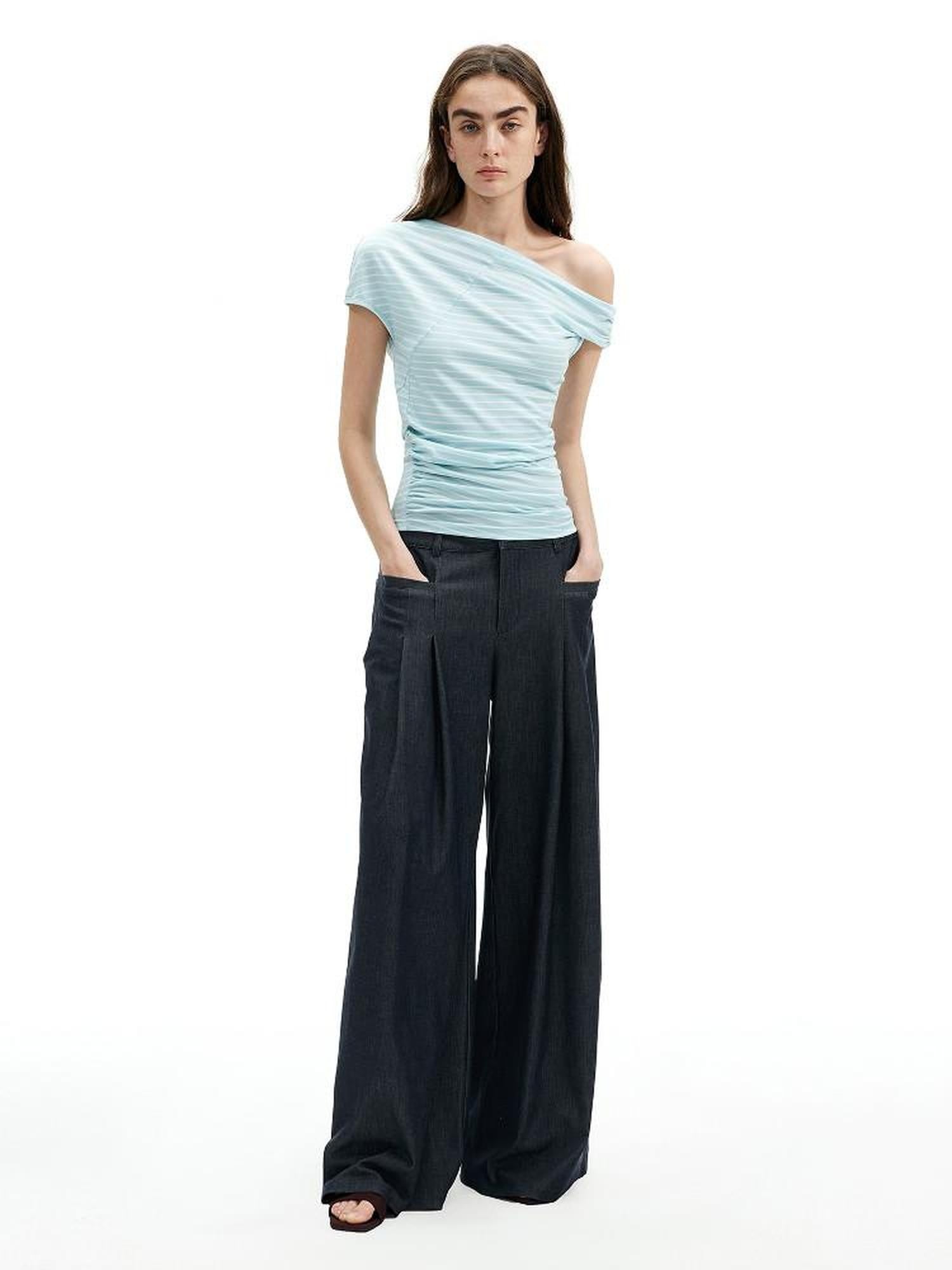 AFTADAWN Mint Striped Pleated Slanted Shoulder Women&