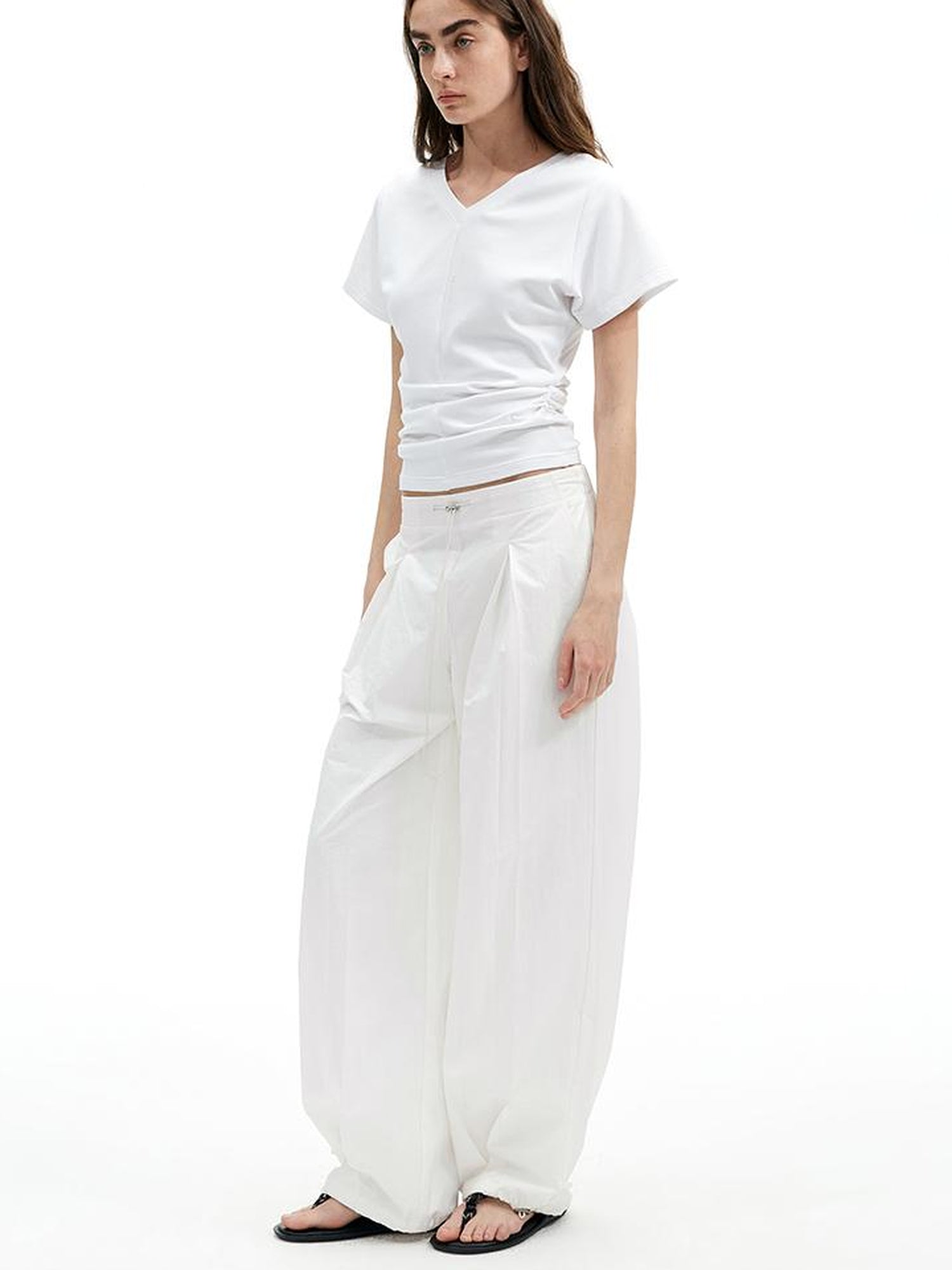 AFTADAWN Modal V-Neck Reversible Layered Waist T-Shirt