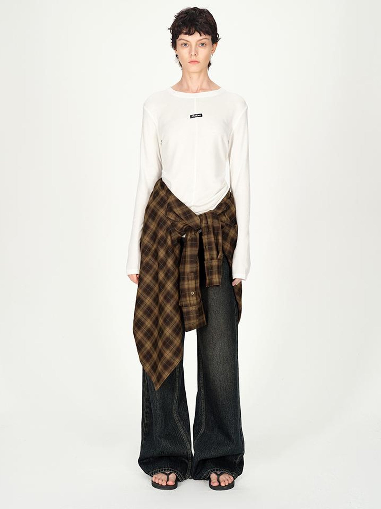 AFTADAWN Rayon Wool Logo Embroidered Waist Gathered Long Sleeve Tee