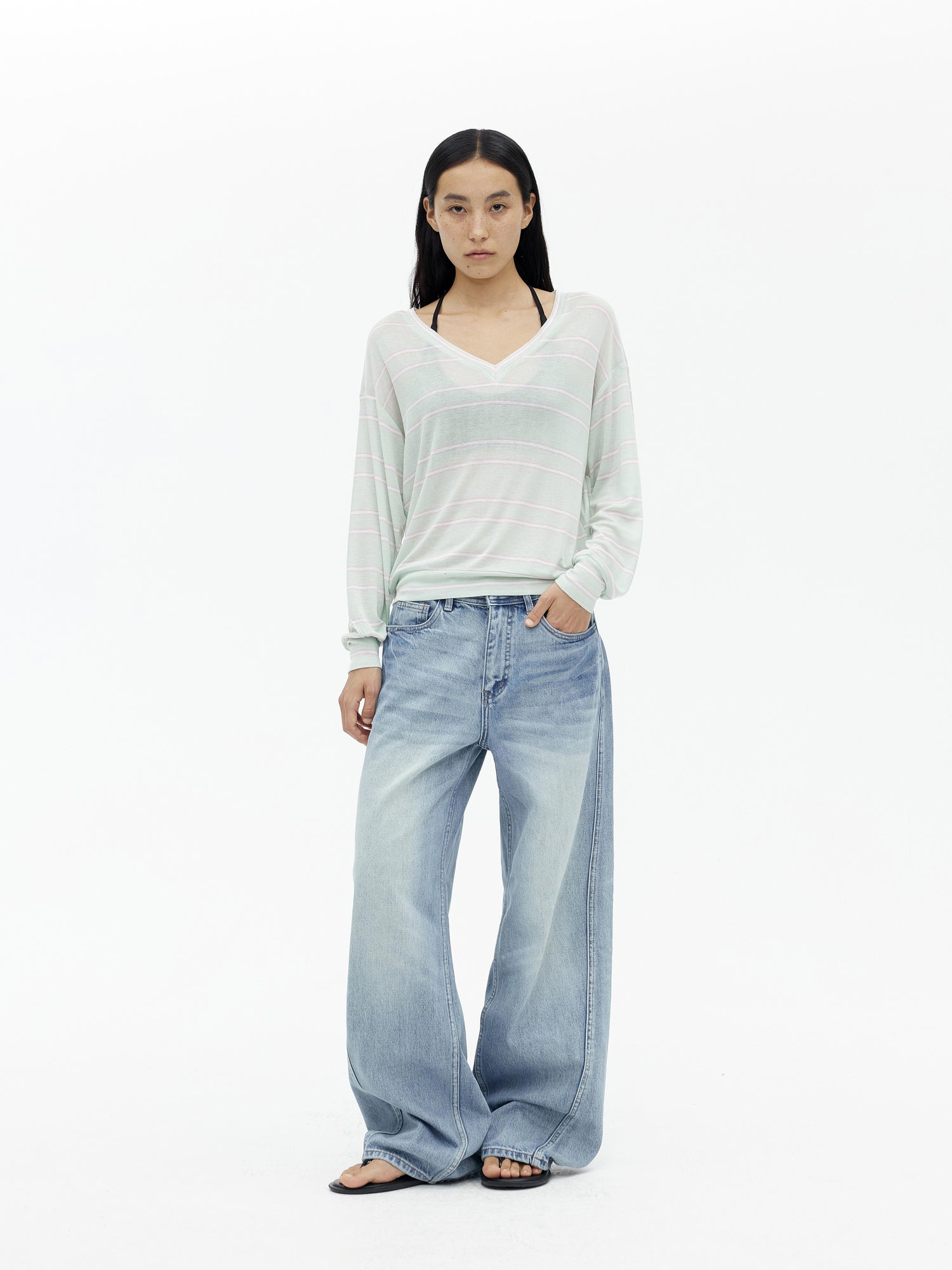 AFTADAWN Soft V-Neck Wool Blend Striped Top