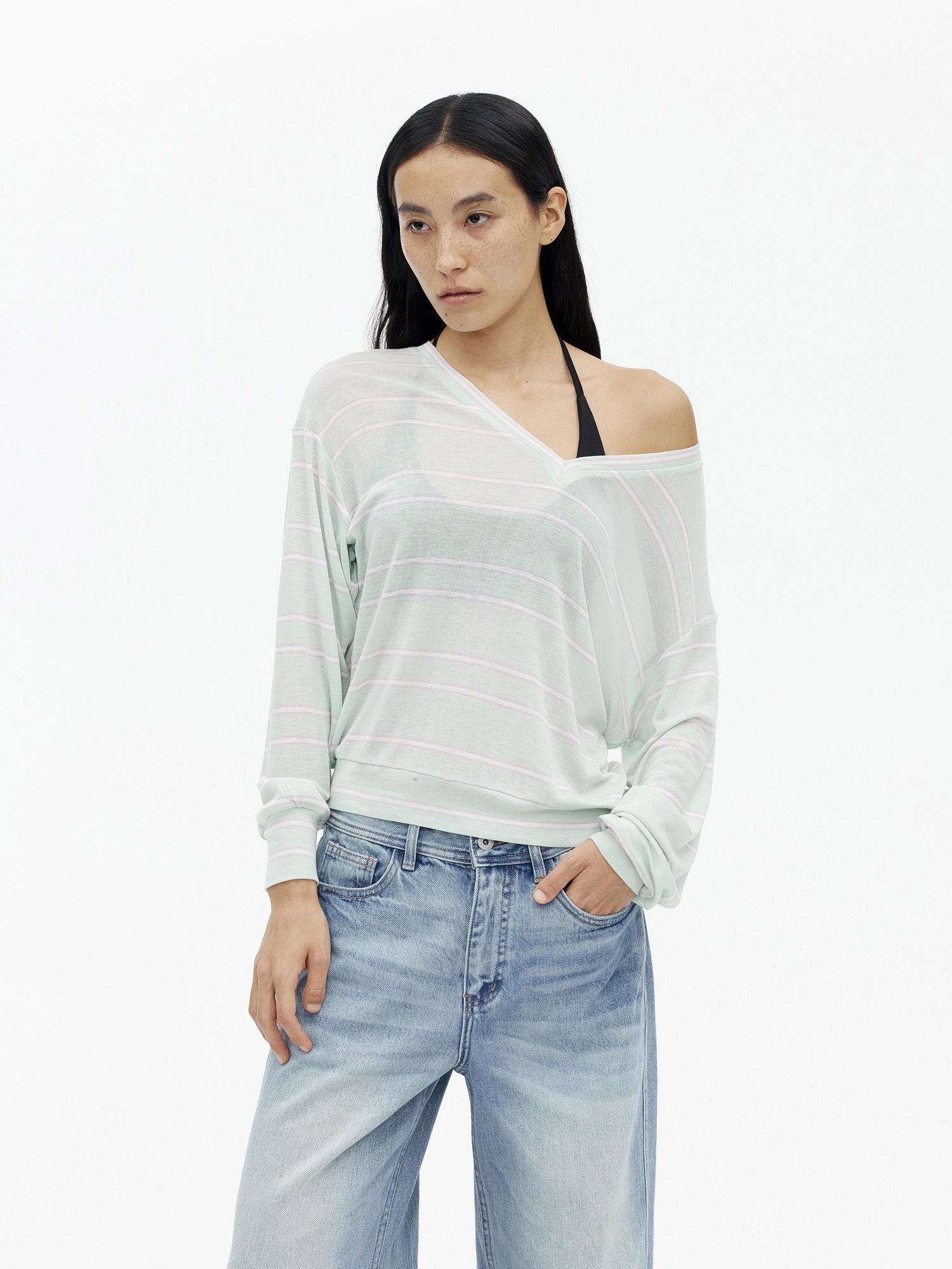 AFTADAWN Soft V-Neck Wool Blend Striped Top