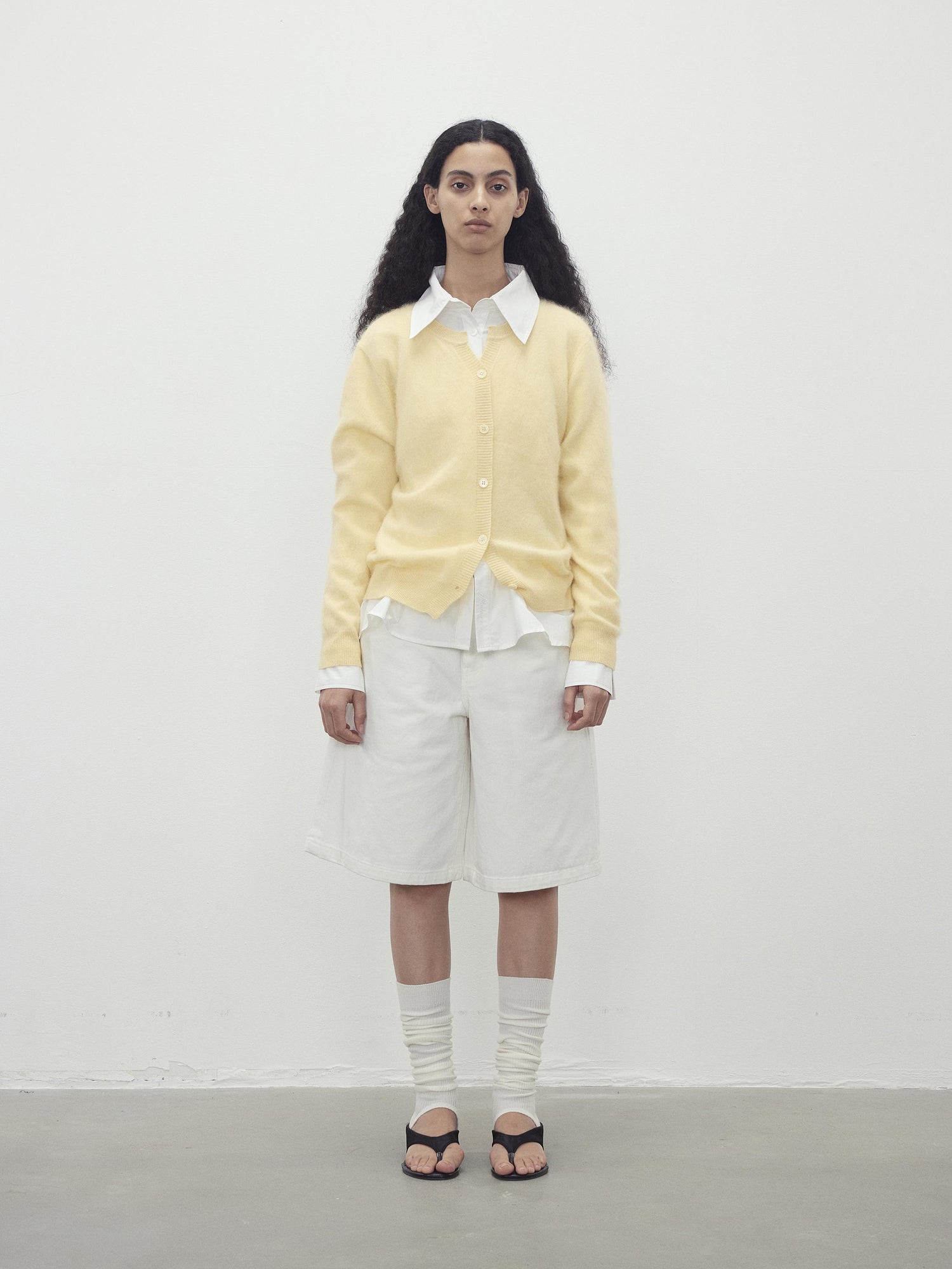 AFTADAWN Soft V-Neck Wool Cashmere Sweater