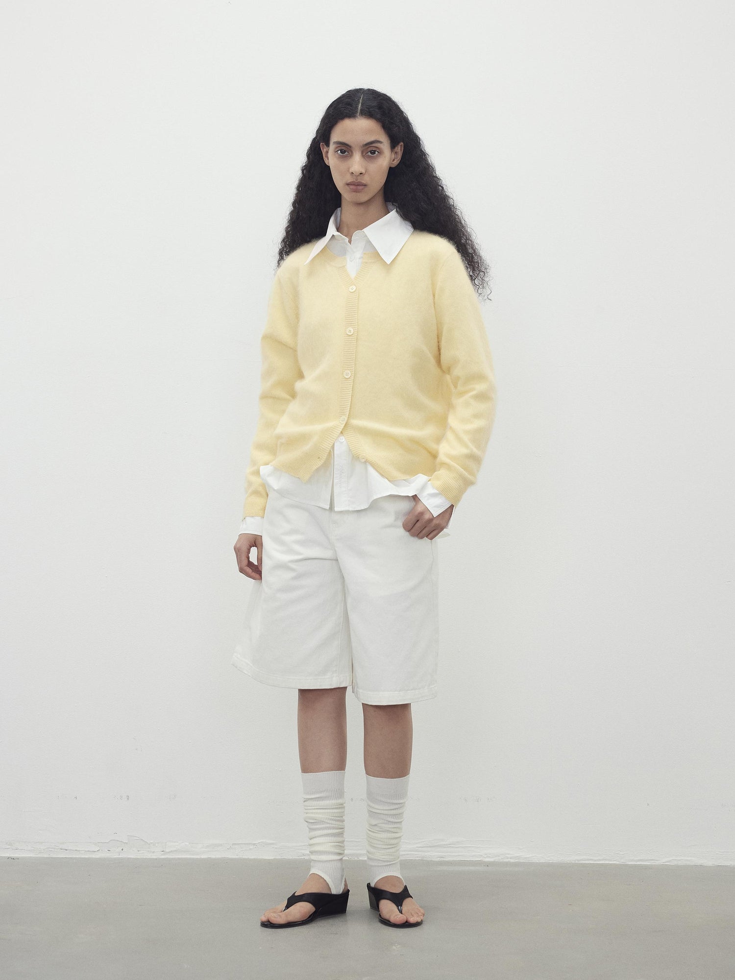 AFTADAWN Soft V-Neck Wool Cashmere Sweater