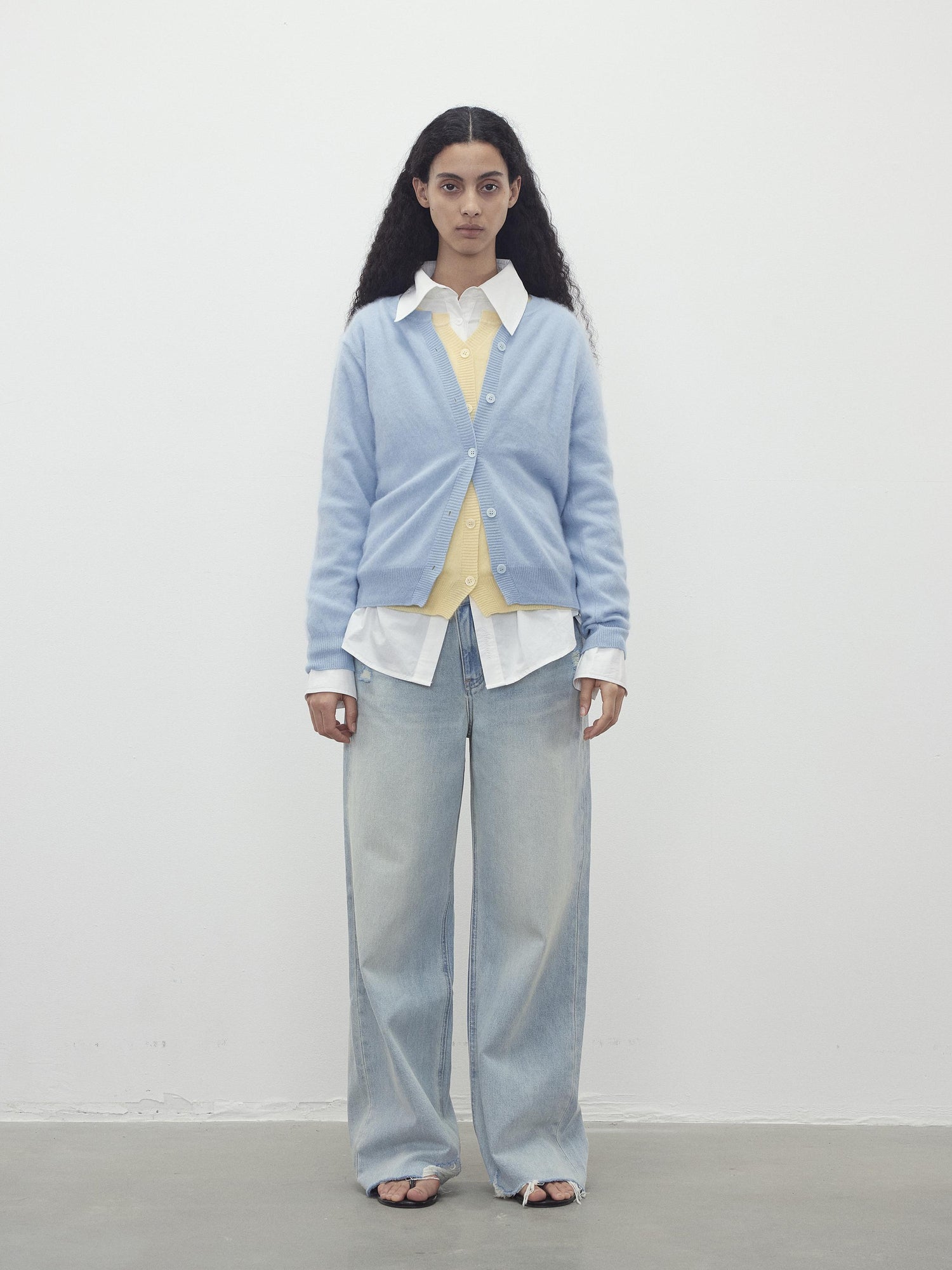 AFTADAWN Soft V-Neck Wool Cashmere Sweater