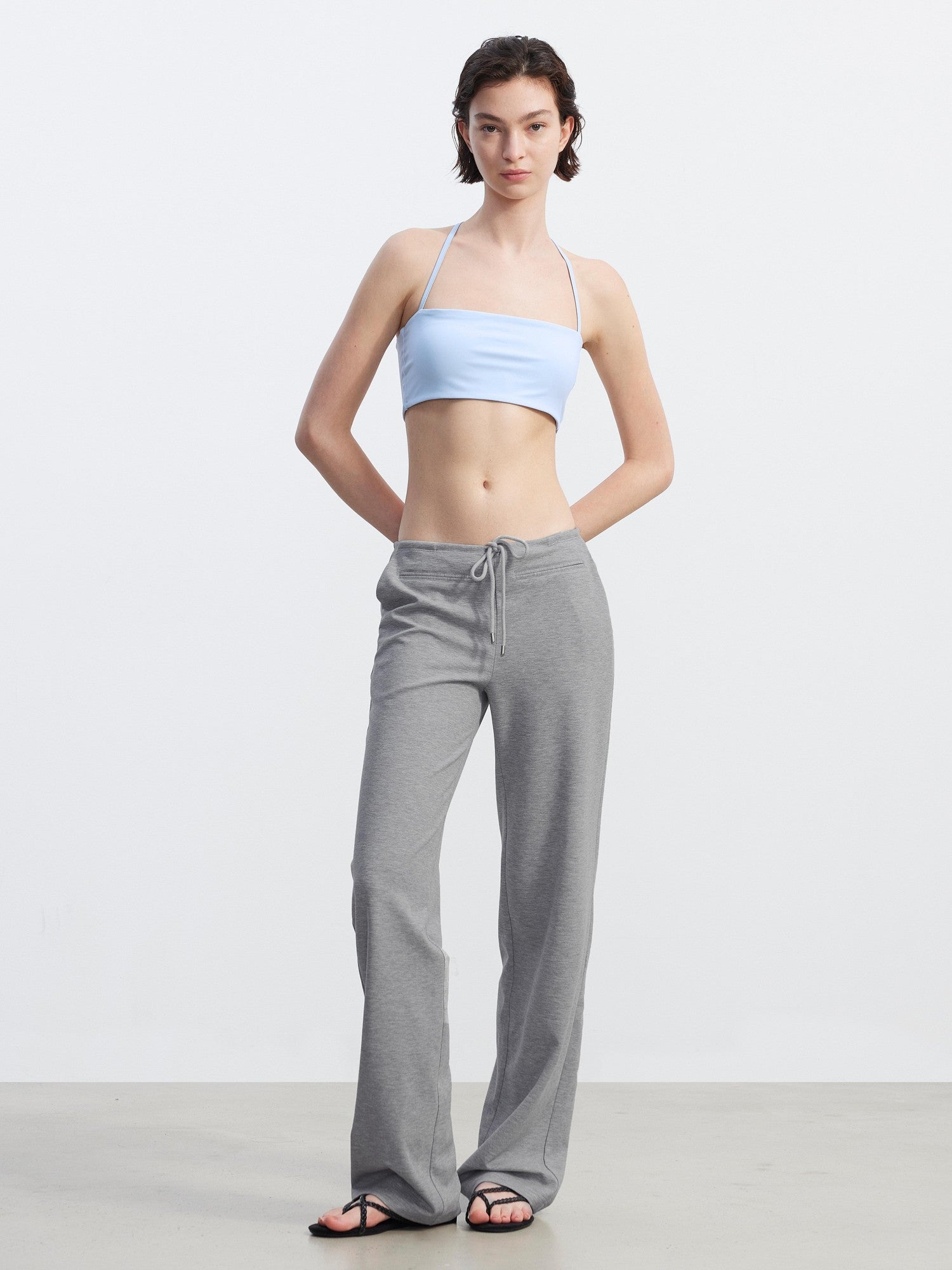 AFTADAWN Solid Cross Halter Open Back Removable Pad Cropped Women&