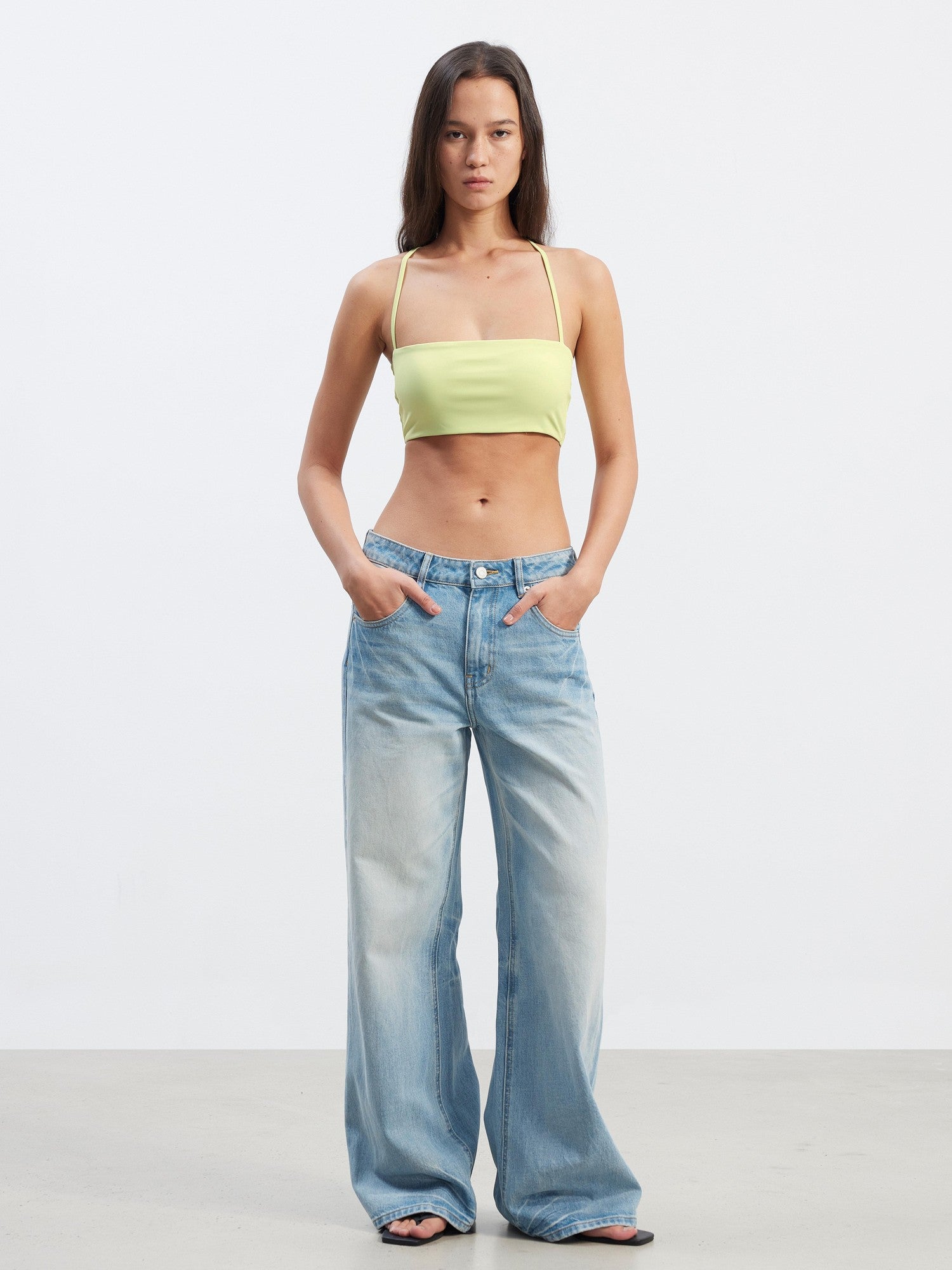 AFTADAWN Solid Cross Halter Open Back Removable Pad Cropped Women&