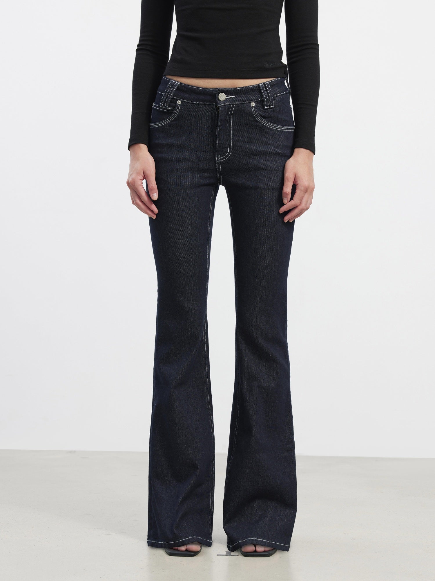 AFTADAWN Stretch Cotton Slim Flare Natural Waist Pockets Everyday Women Dark Blue Jeans