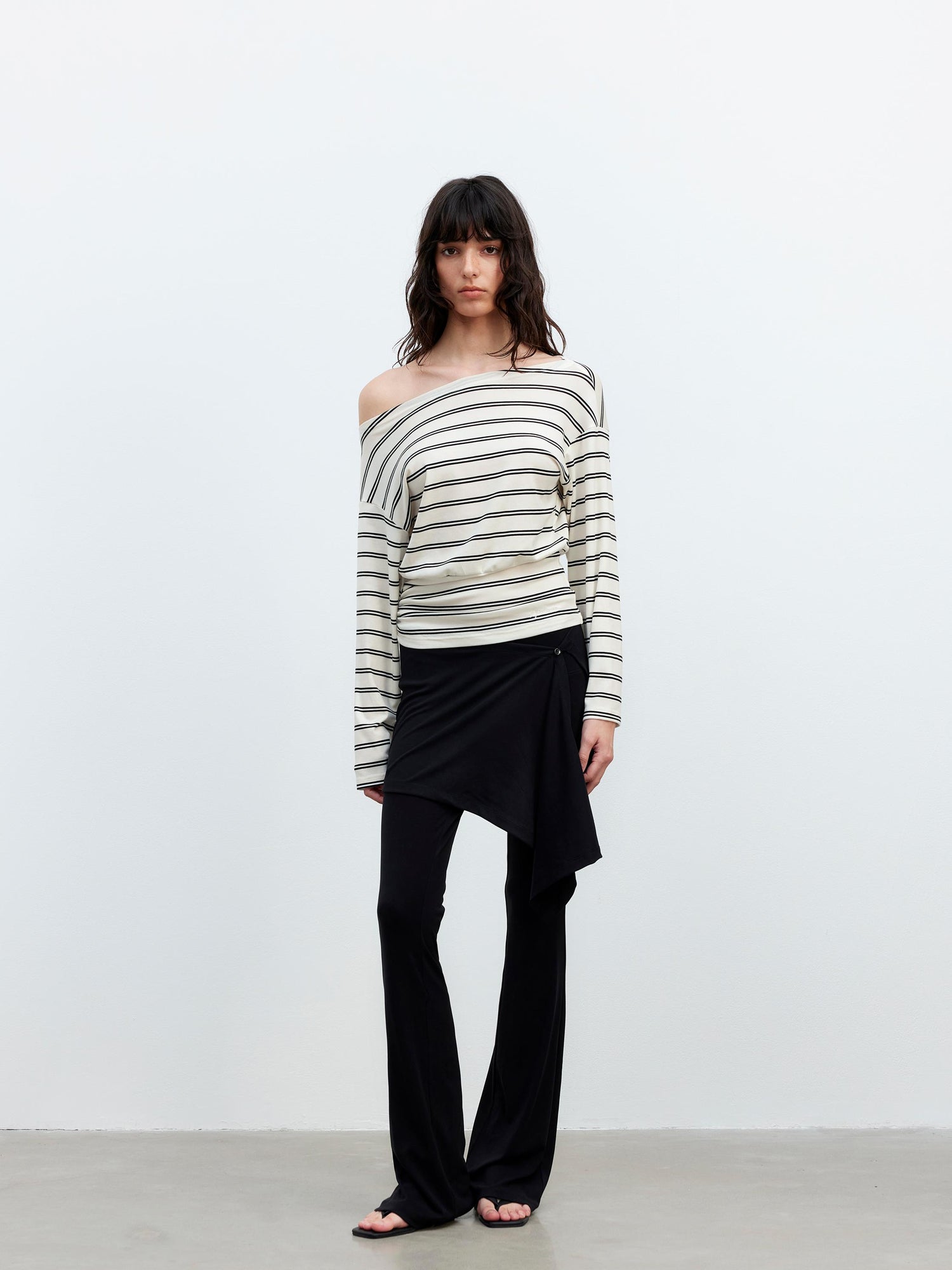 AFTADAWN Striped Asymmetric Shoulder Drop Sleeve Tunic Top