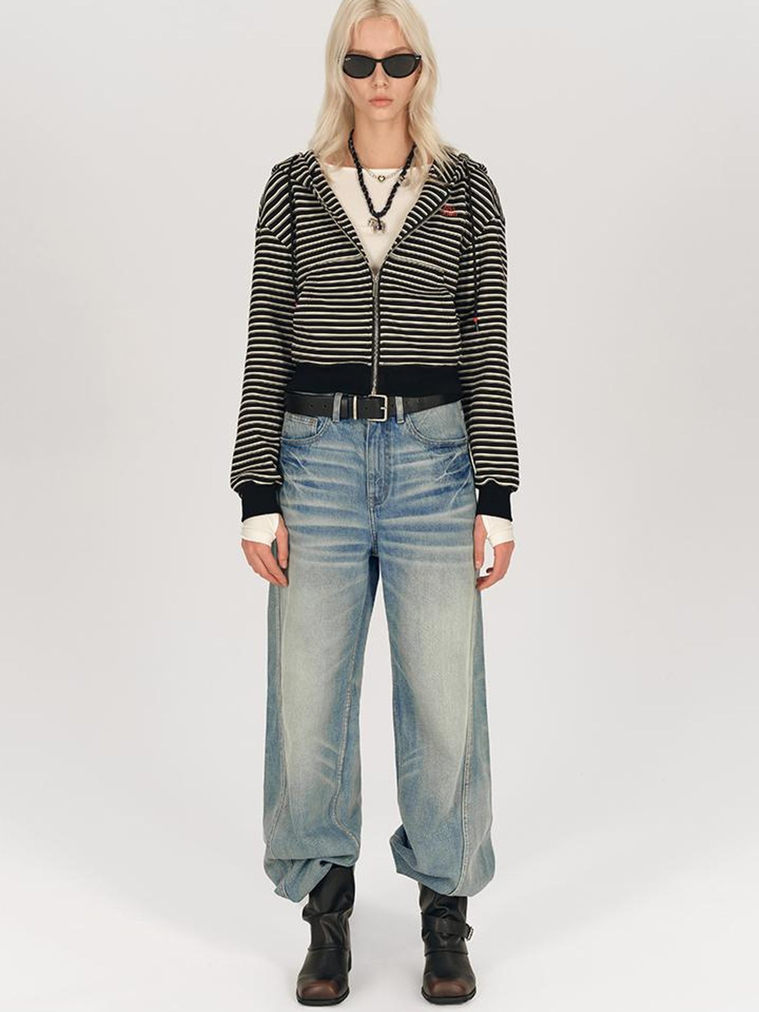 AFTADAWN Striped Hooded Sweatshirt With Embroidered Logo And Ribbed Shorts