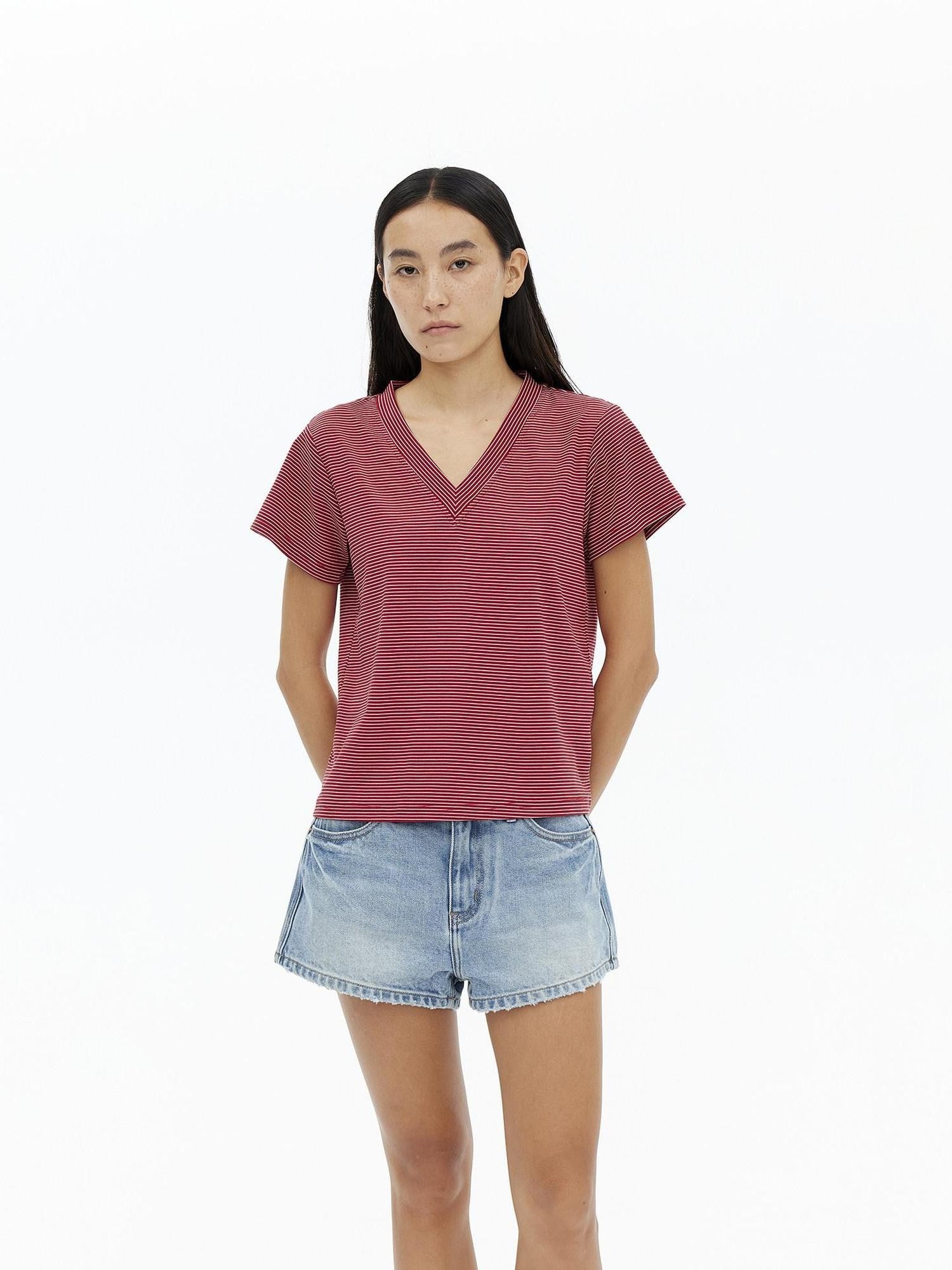 AFTADAWN Striped V-neck Drapey Wrinkle Resistant Women&