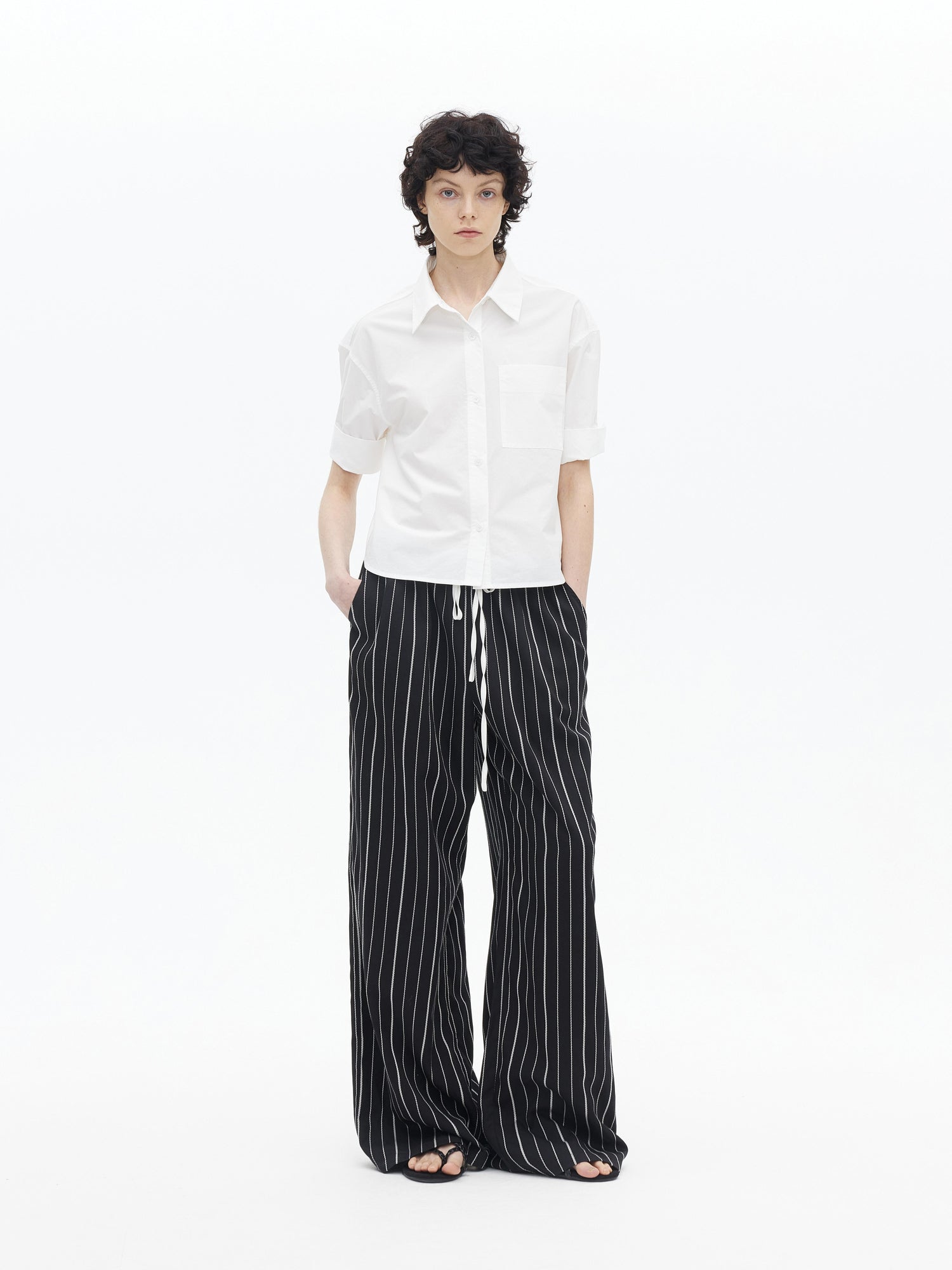 AFTADAWN Textured Lycel Wide Leg Pants With Contrast Waistband