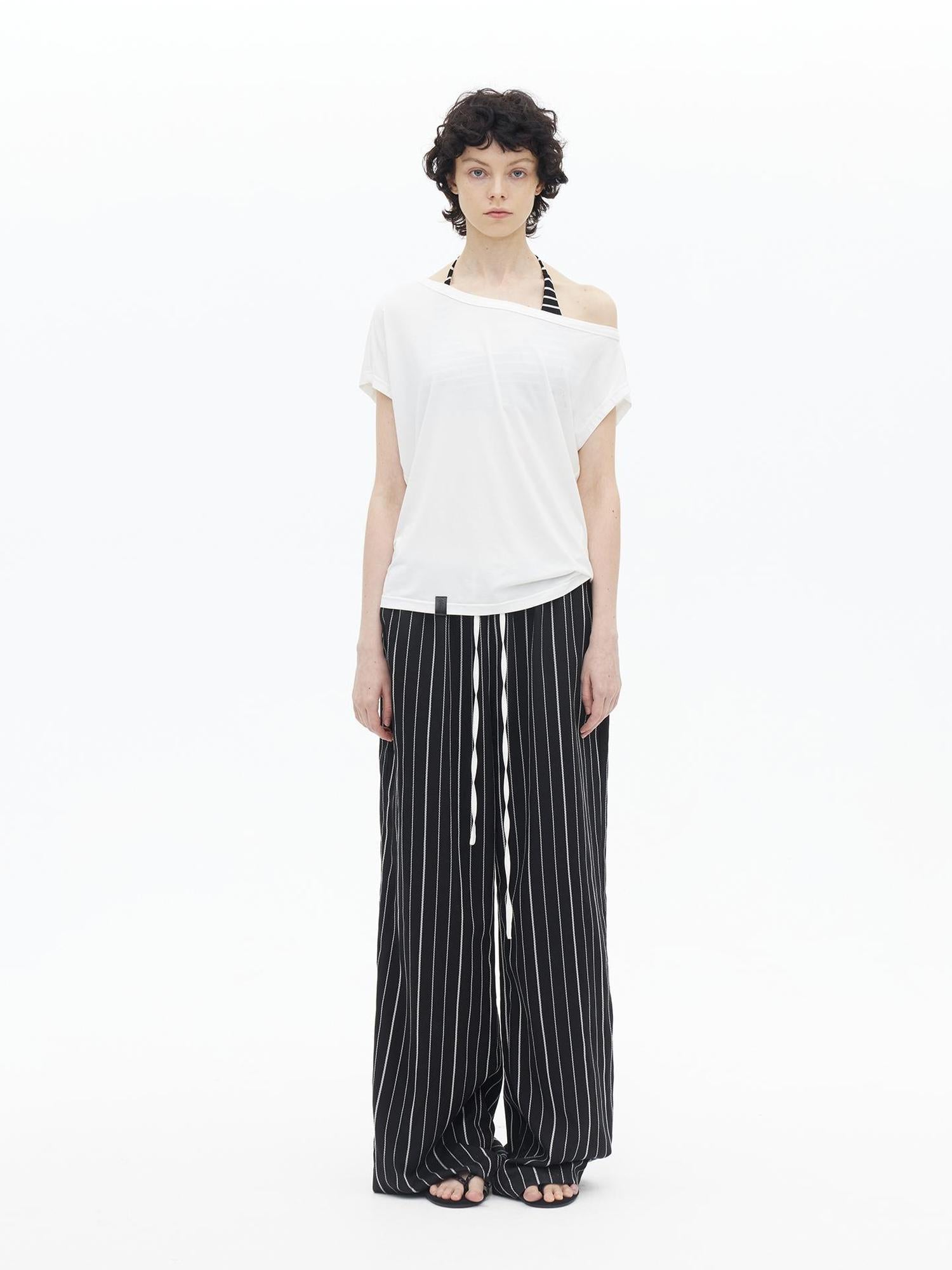 AFTADAWN Textured Lycel Wide Leg Pants With Contrast Waistband