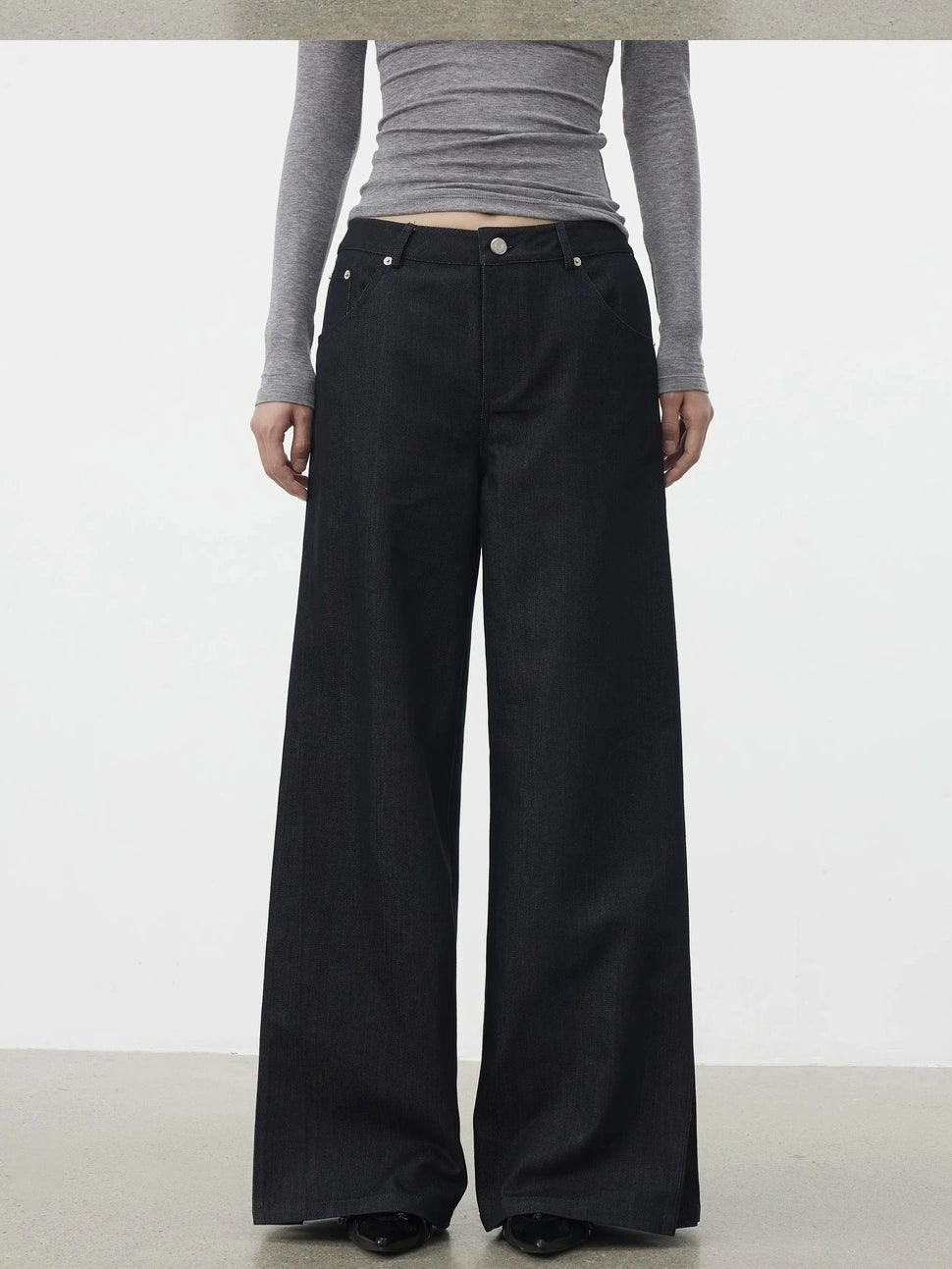 AFTADAWN Textured Side Pleat Embroidered Trousers Pants