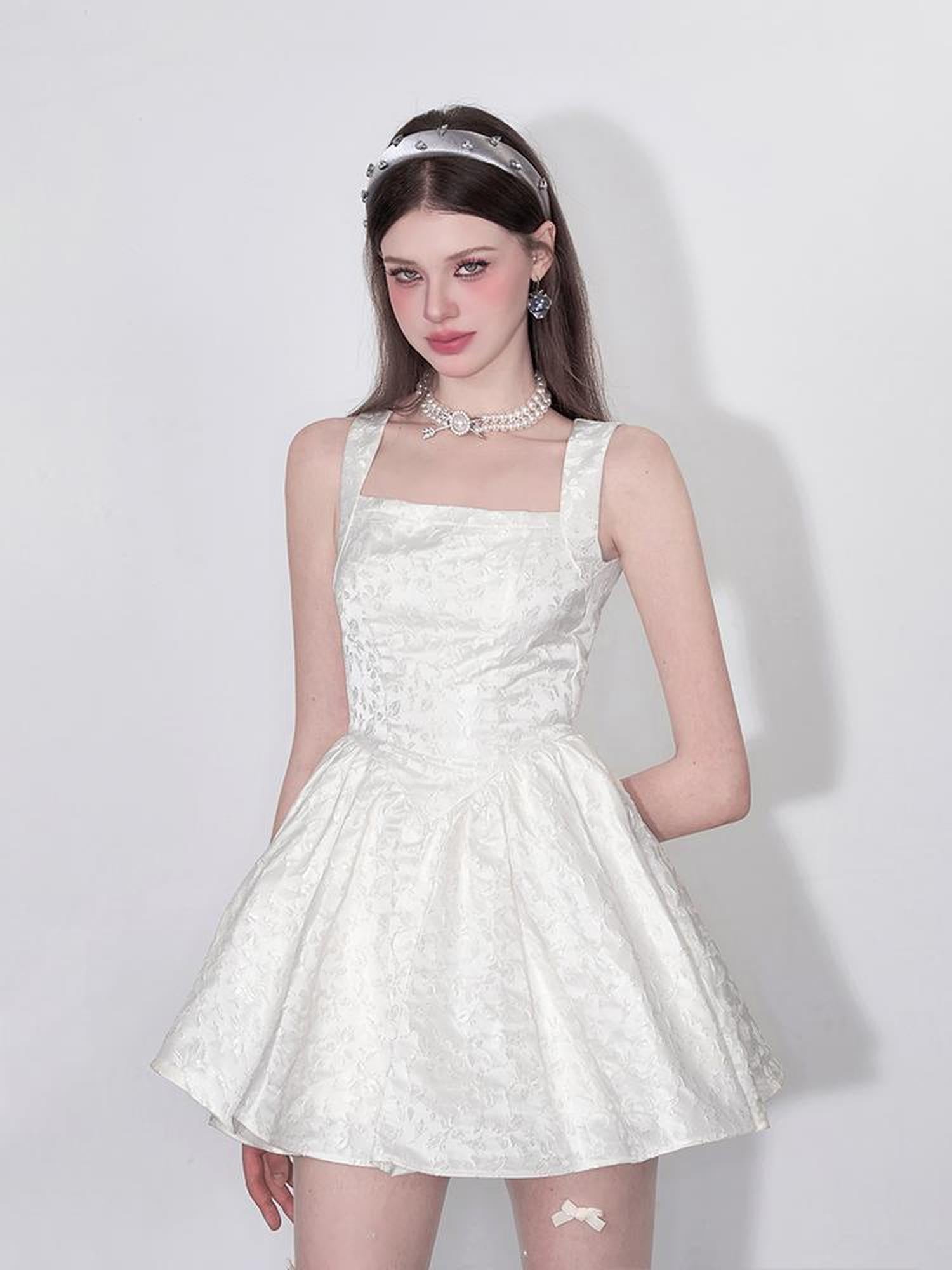 AFTADAWN Tulip Encounter Jacquard Slip Dress V-neck