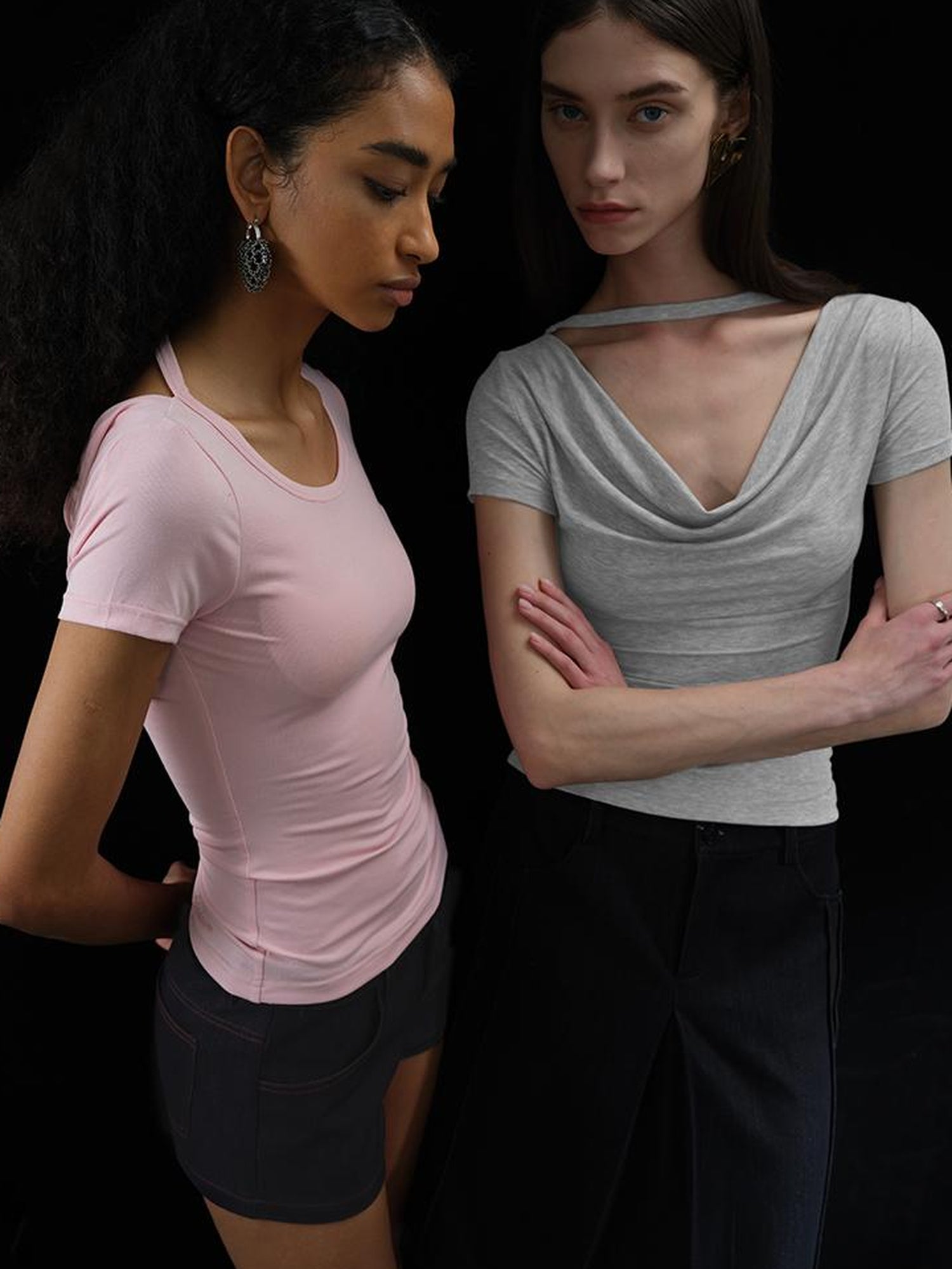 AFTADAWN Two In One Modal Tencel Layered Neck Slim Tee