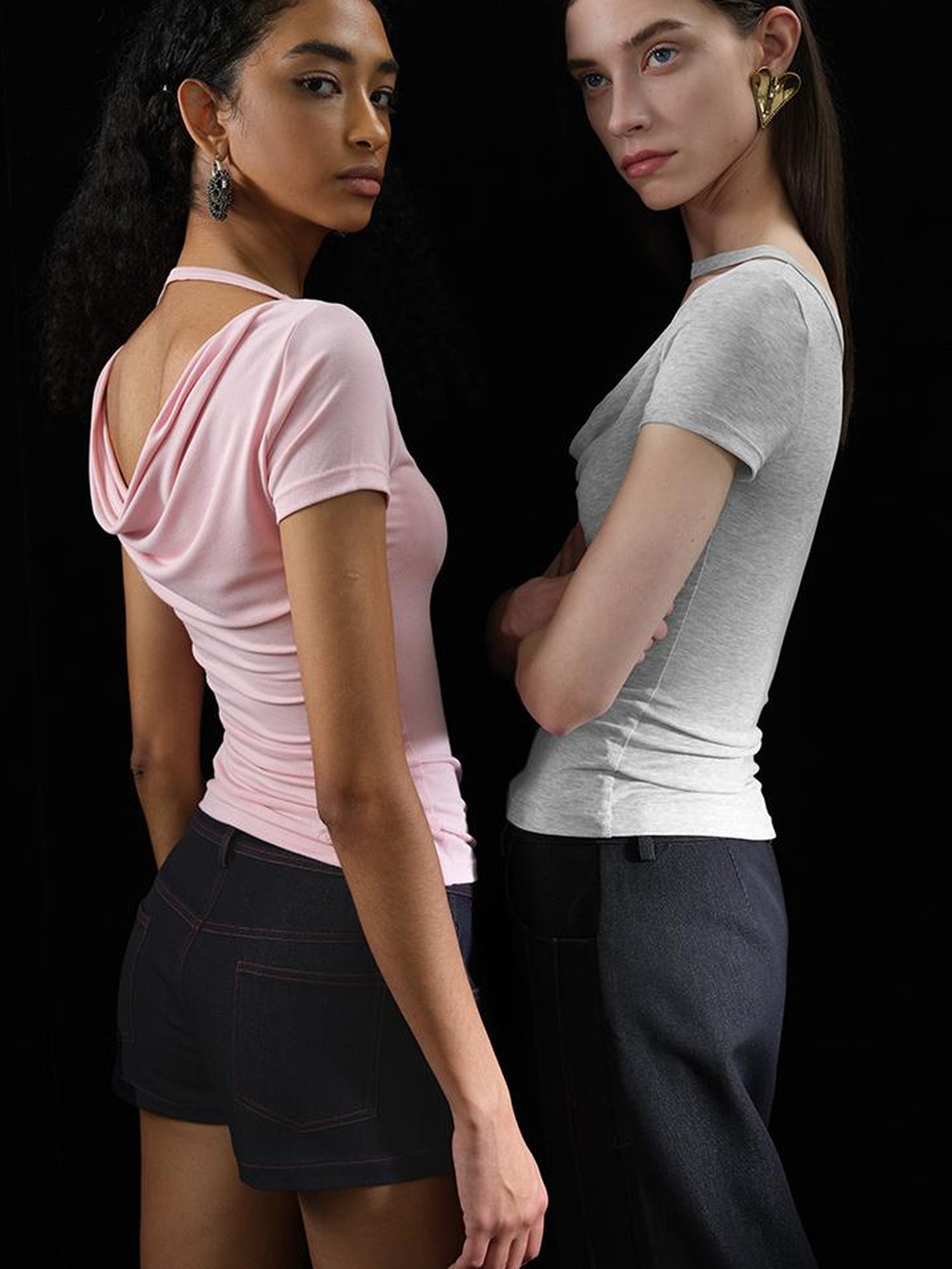 AFTADAWN Two In One Modal Tencel Layered Neck Slim Tee