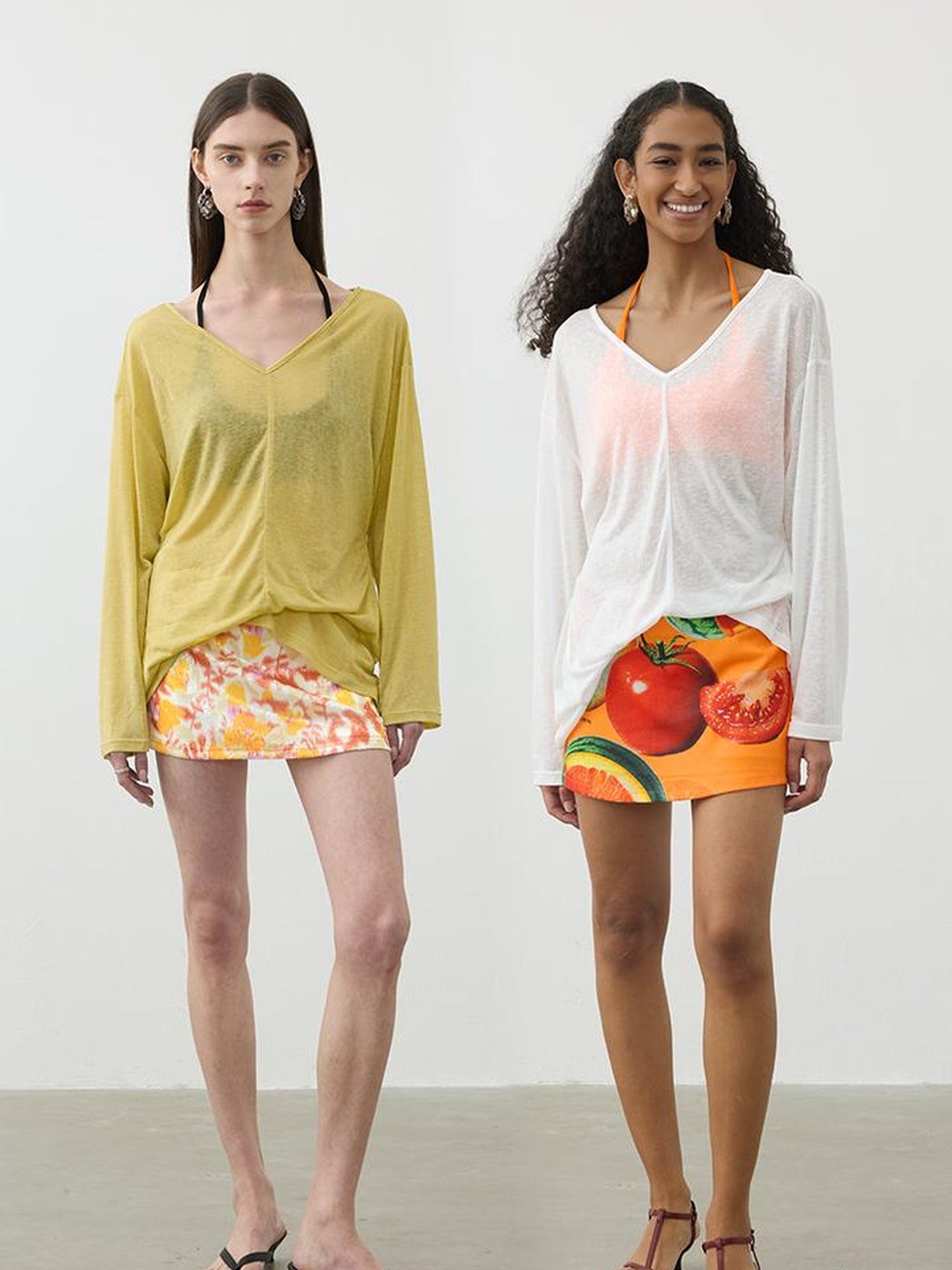 AFTADAWN V-Neck Snowflake Textured Sun Protection Tunic Top
