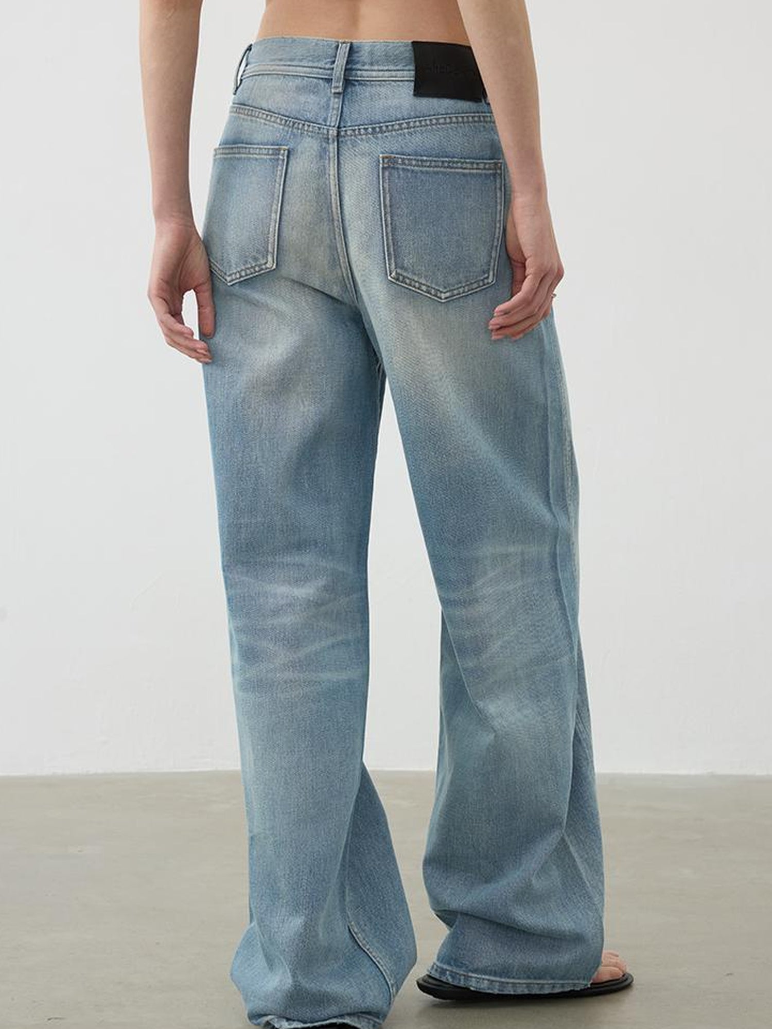 AFTADAWN Vintage Light Wash Wide Leg Denim Jeans With Whiskers
