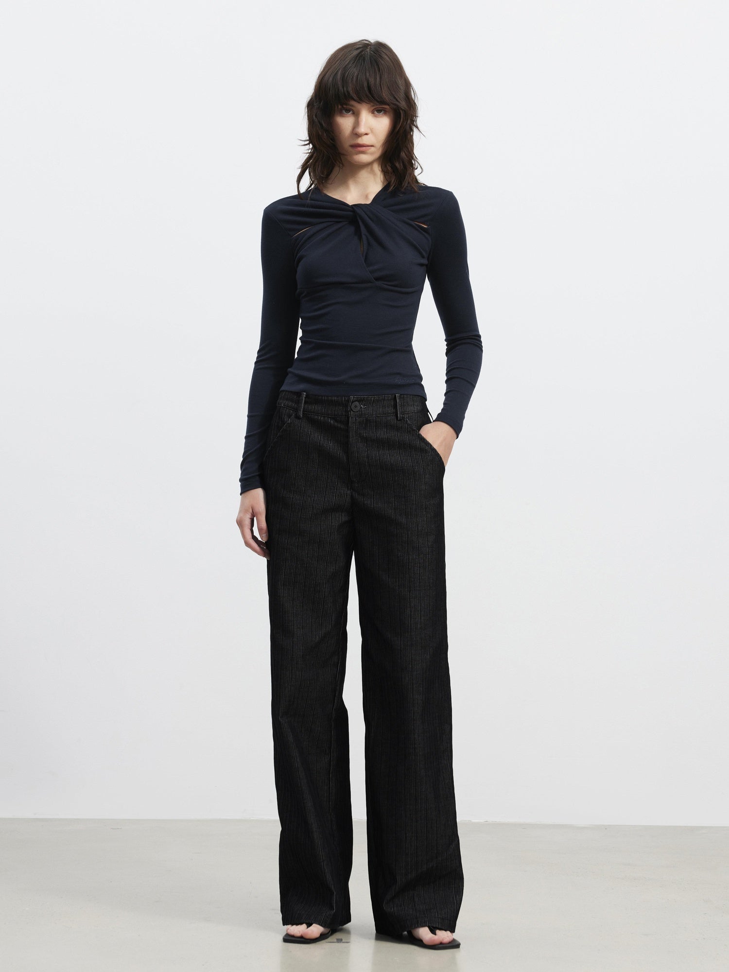 AFTADAWN Wrinkle Resistant Striped Wide Leg Pockets Women Black Polyester Blend Pants