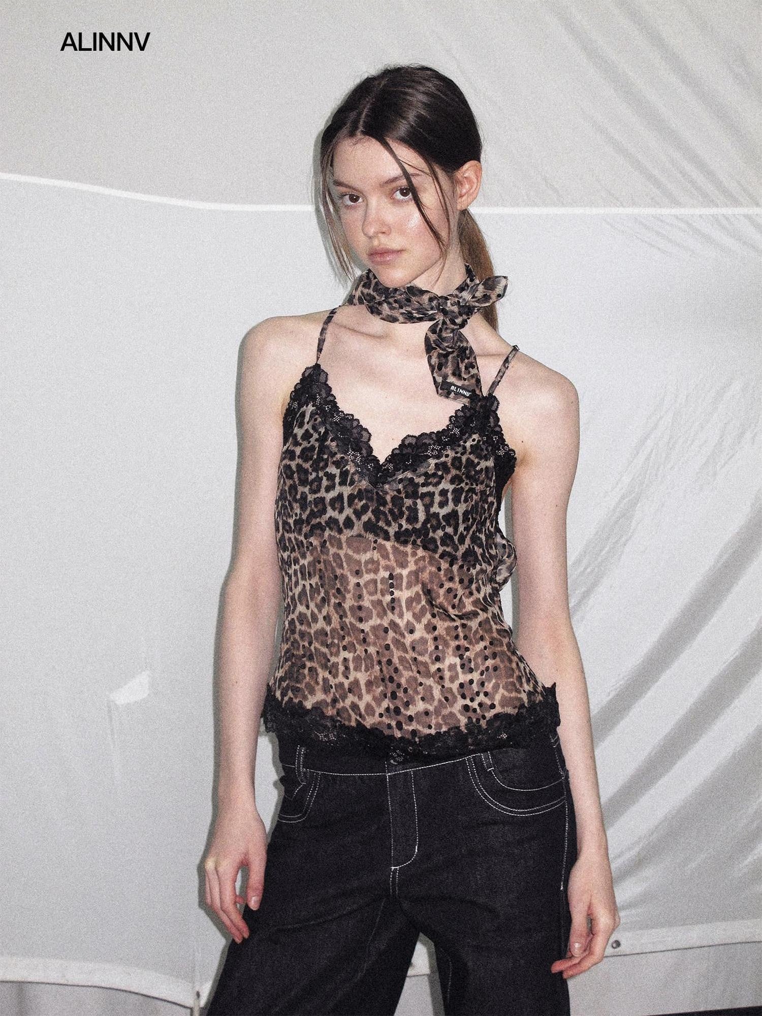 ALINNV Leopard Print Lace Panel Backless V-neck Slim Fit Women&