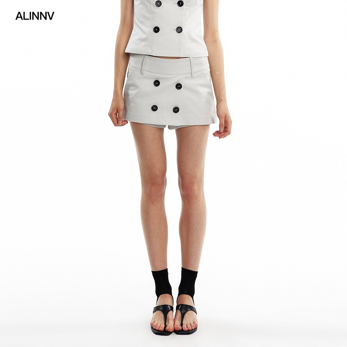 ALINNV_Oat_Gray_Double_Row_Buttons_H_Line_Low_Waist_Women&