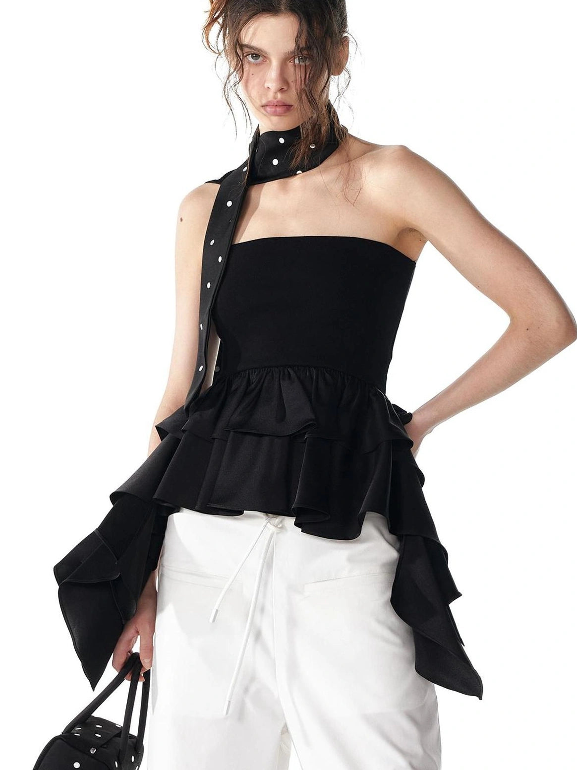 ALINNV STUDIO Asymmetric Ruffle Hem Crop Top Tank Top/Camisole