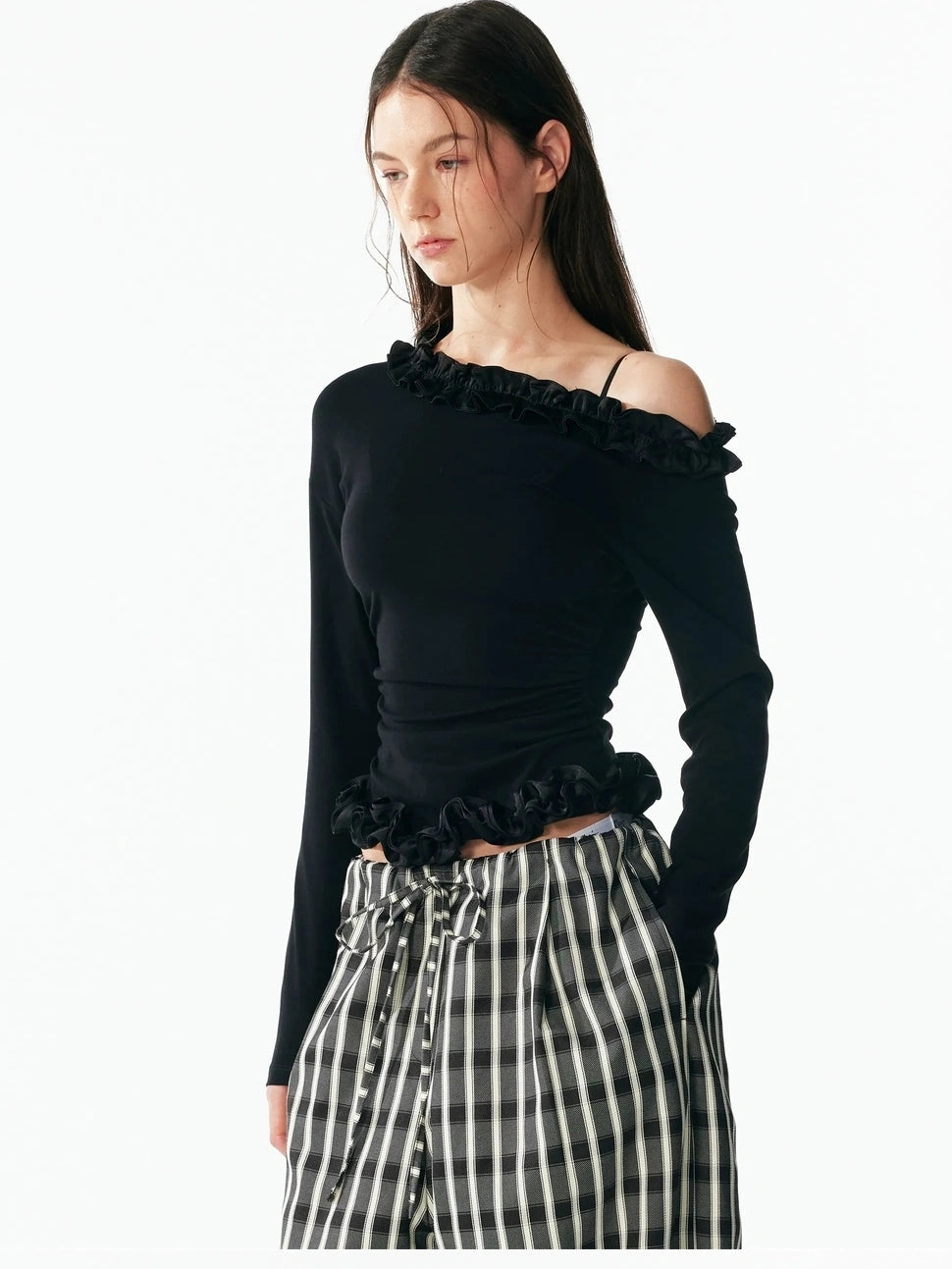 ALINNV STUDIO Asymmetrical Shoulder Layered Ruffle Slim Fit Tee T-shirt