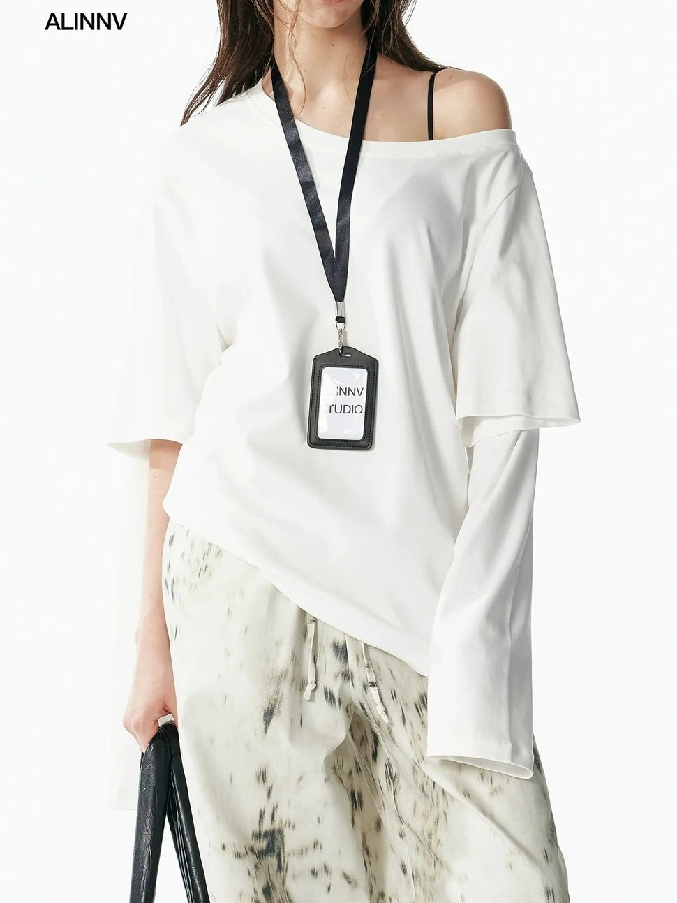 ALINNV STUDIO Asymmetrical Sleeve Off Shoulder T-shirt And Skirt Set T-shirt