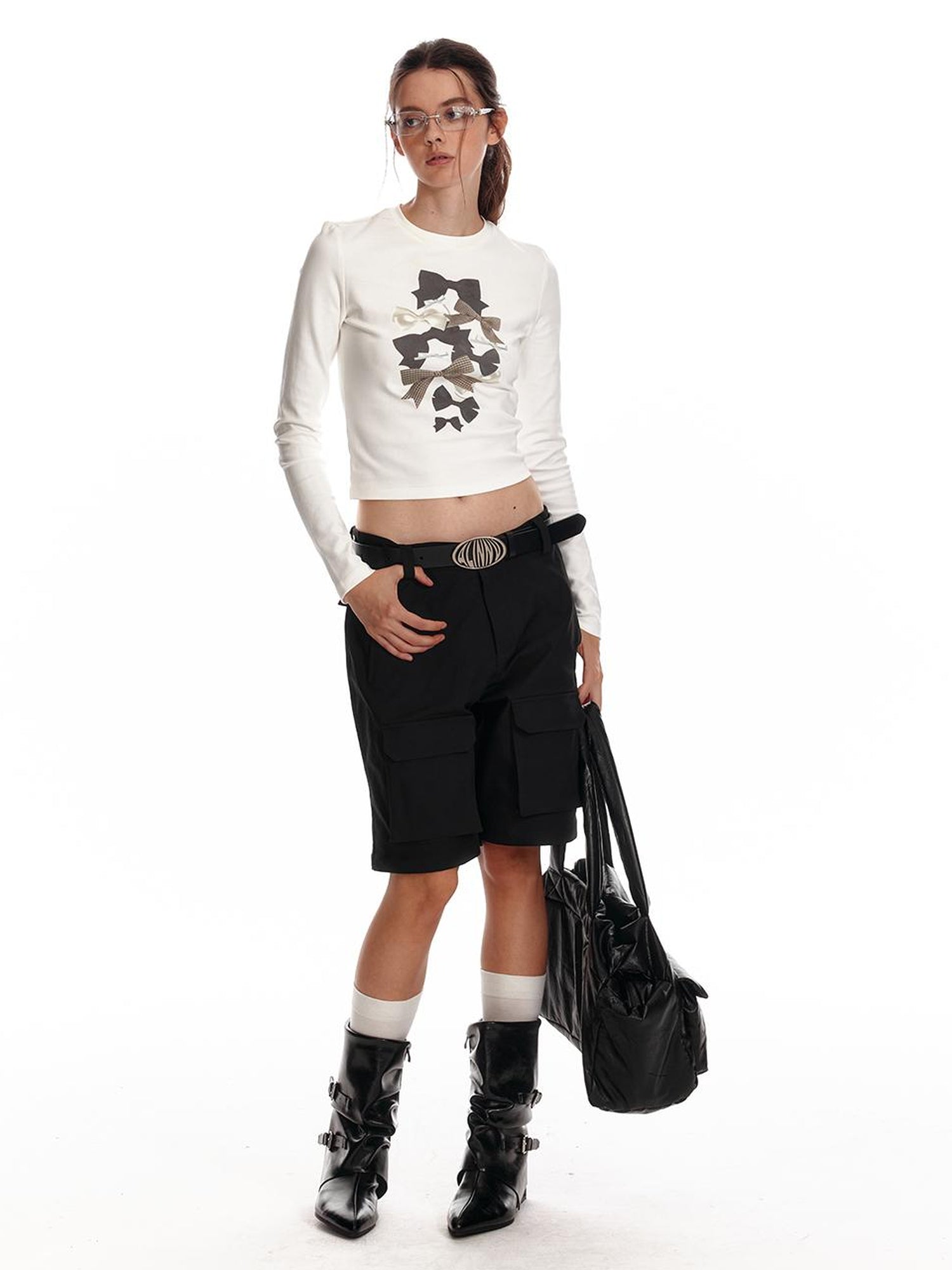 ALINNV STUDIO Bow Print Fitted Long Sleeve Tee