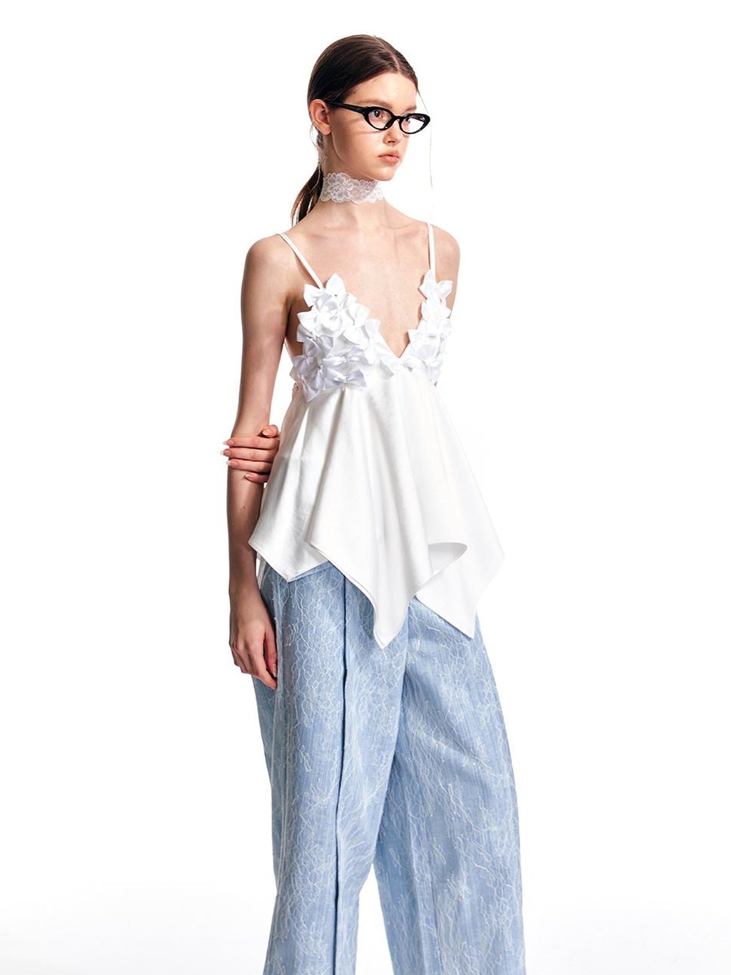 ALINNV STUDIO Butterfly Bow Asymmetric Hem Camisole Top