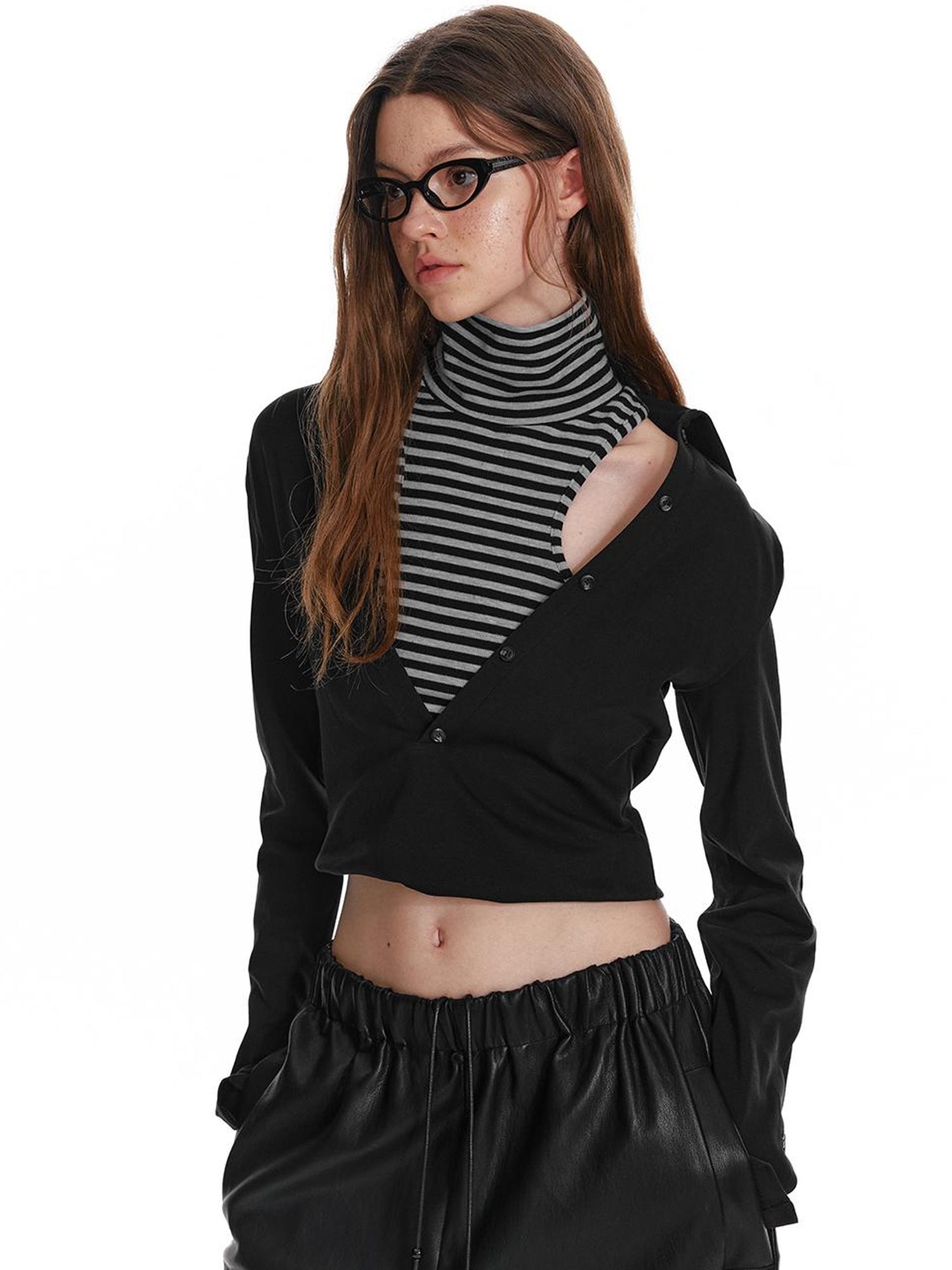 ALINNV STUDIO Fitted Mock Neck Two Layer Top With Split Cuff