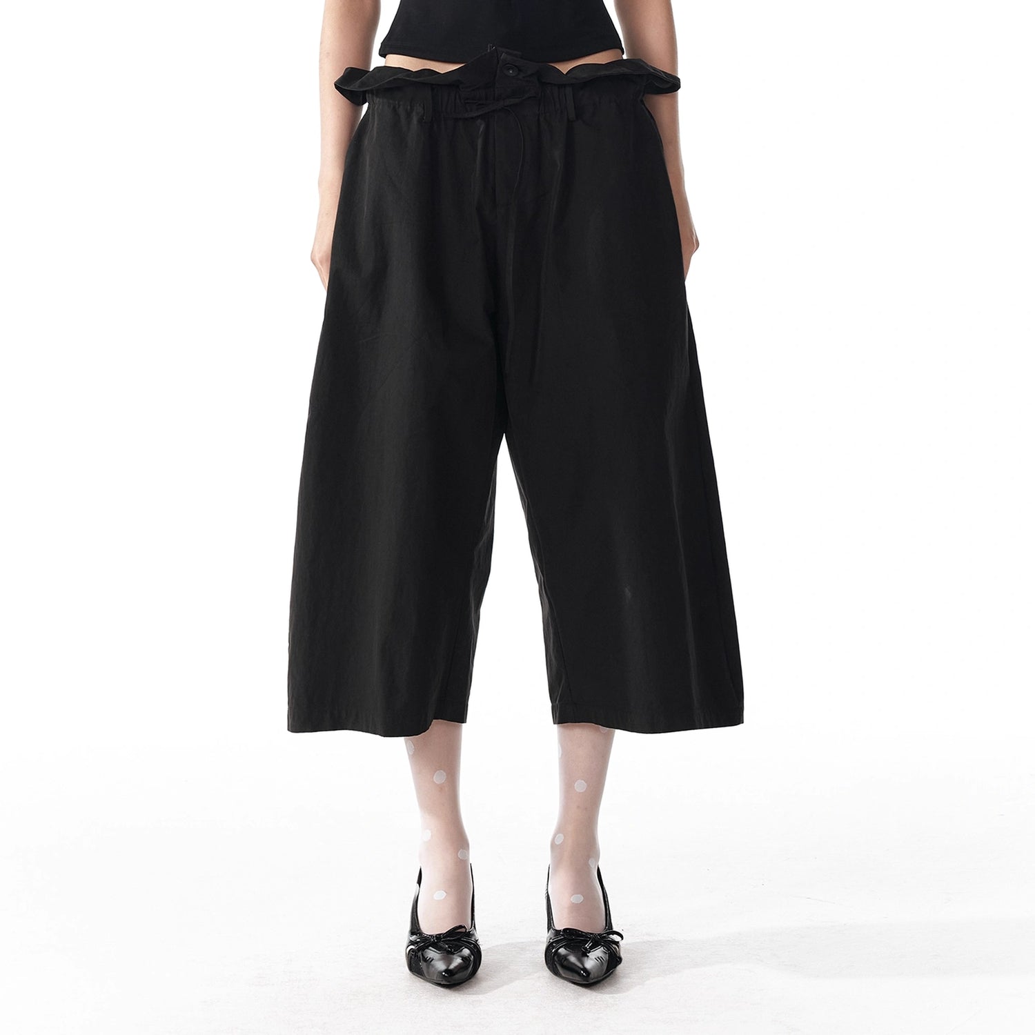 ALINNV_STUDIO_Floral_Lace_Tie_Waist_Wide_Leg_Cropped_Pants_MISSTT