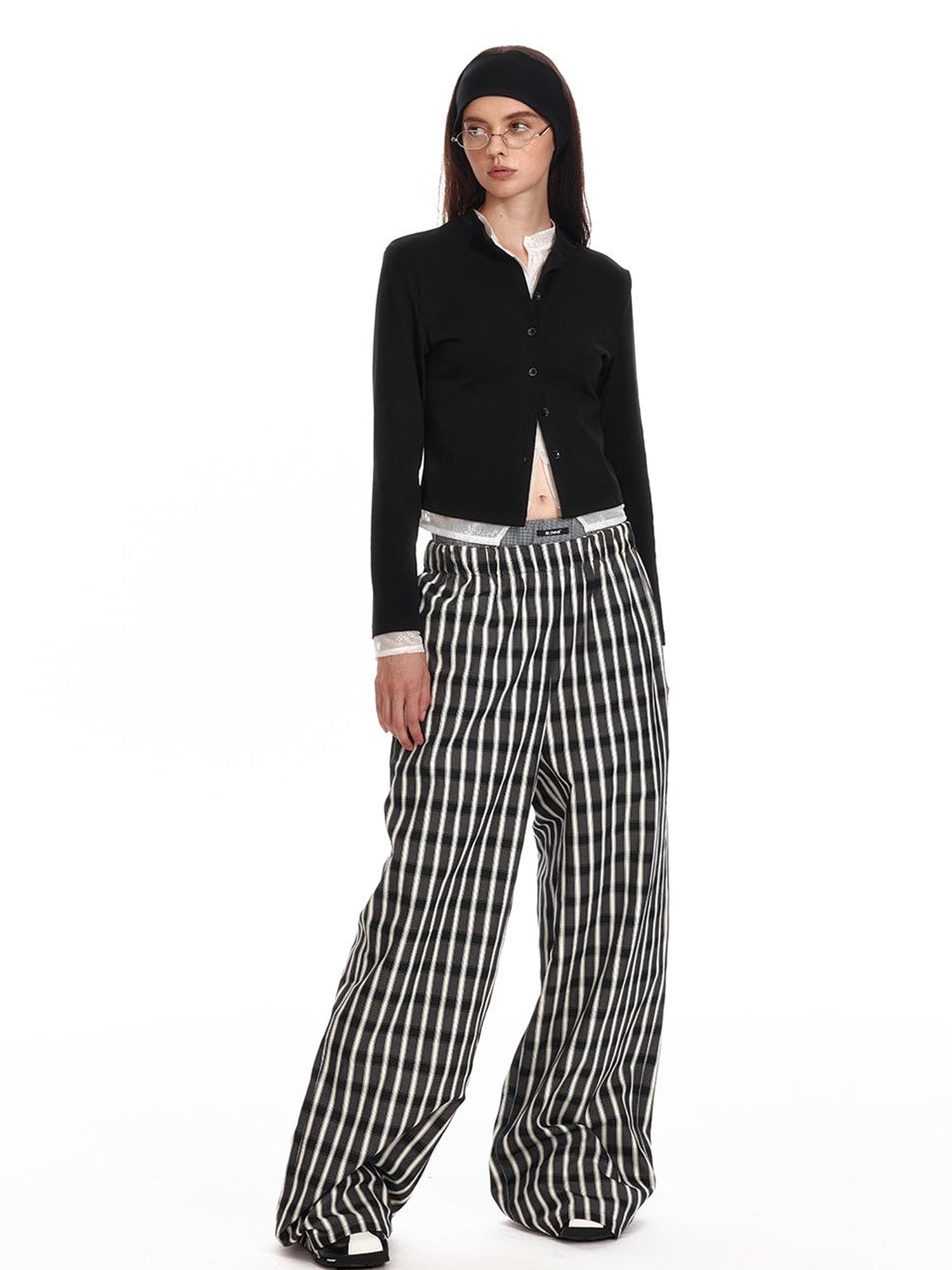 ALINNV STUDIO Lace Paneled Black Knit Long Sleeve Shirt