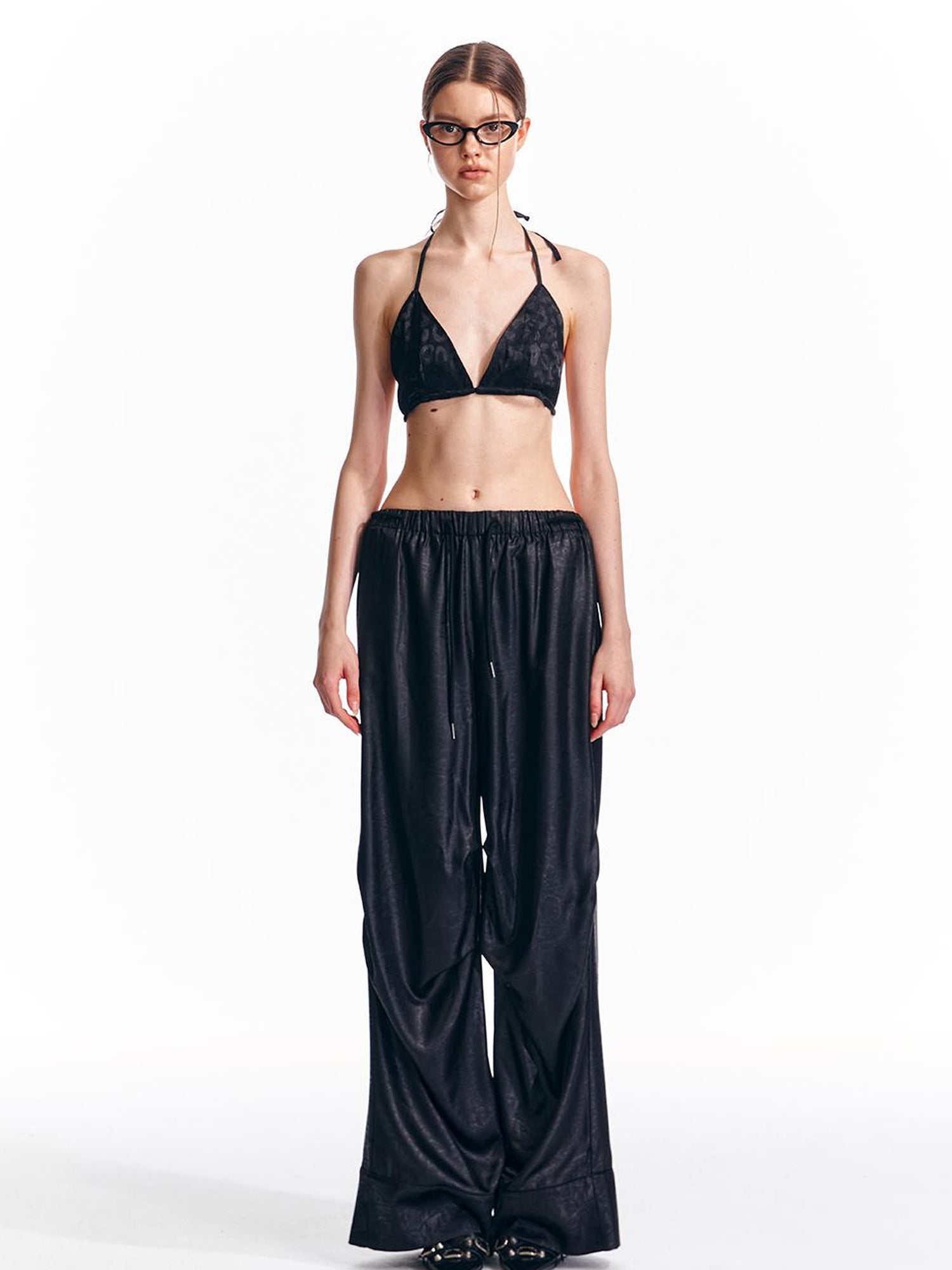 ALINNV STUDIO Low Rise Relaxed Trousers with Elastic Waist