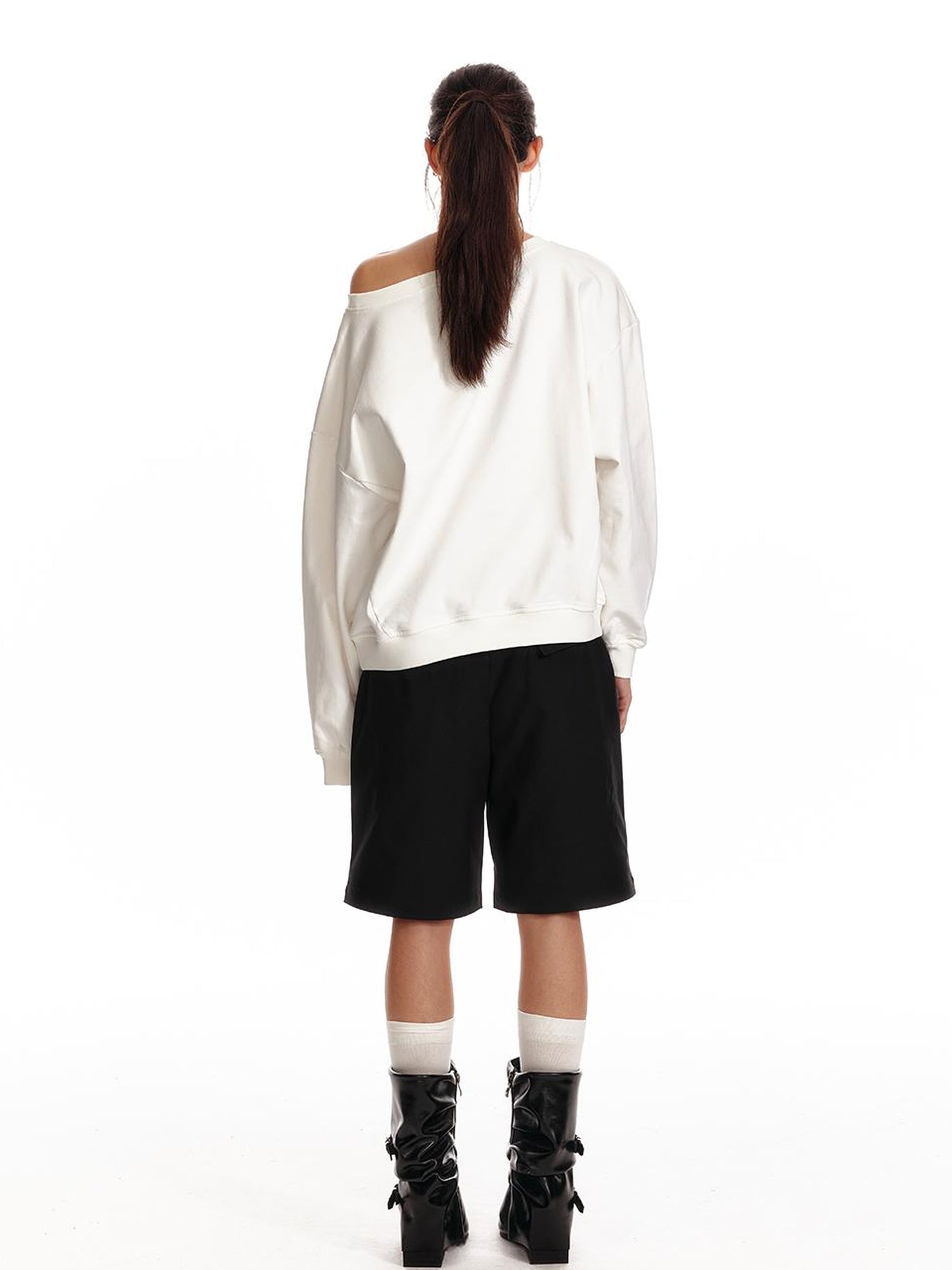 ALINNV STUDIO Off Shoulder Bow Print Slouchy Sweatshirt