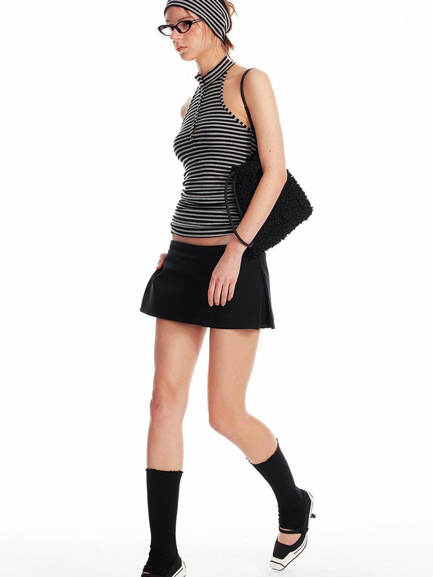 ALINNV STUDIO Pleated Drawstring Bag With 3D Floral Embroidery