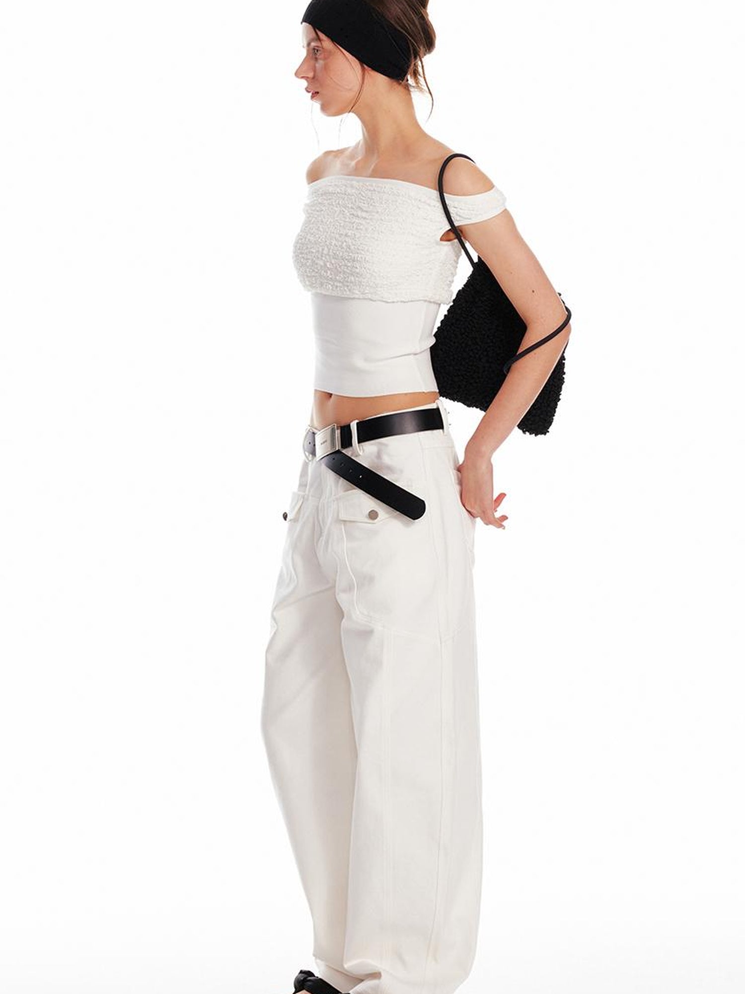 ALINNV STUDIO Pleated Drawstring Bag With 3D Floral Embroidery