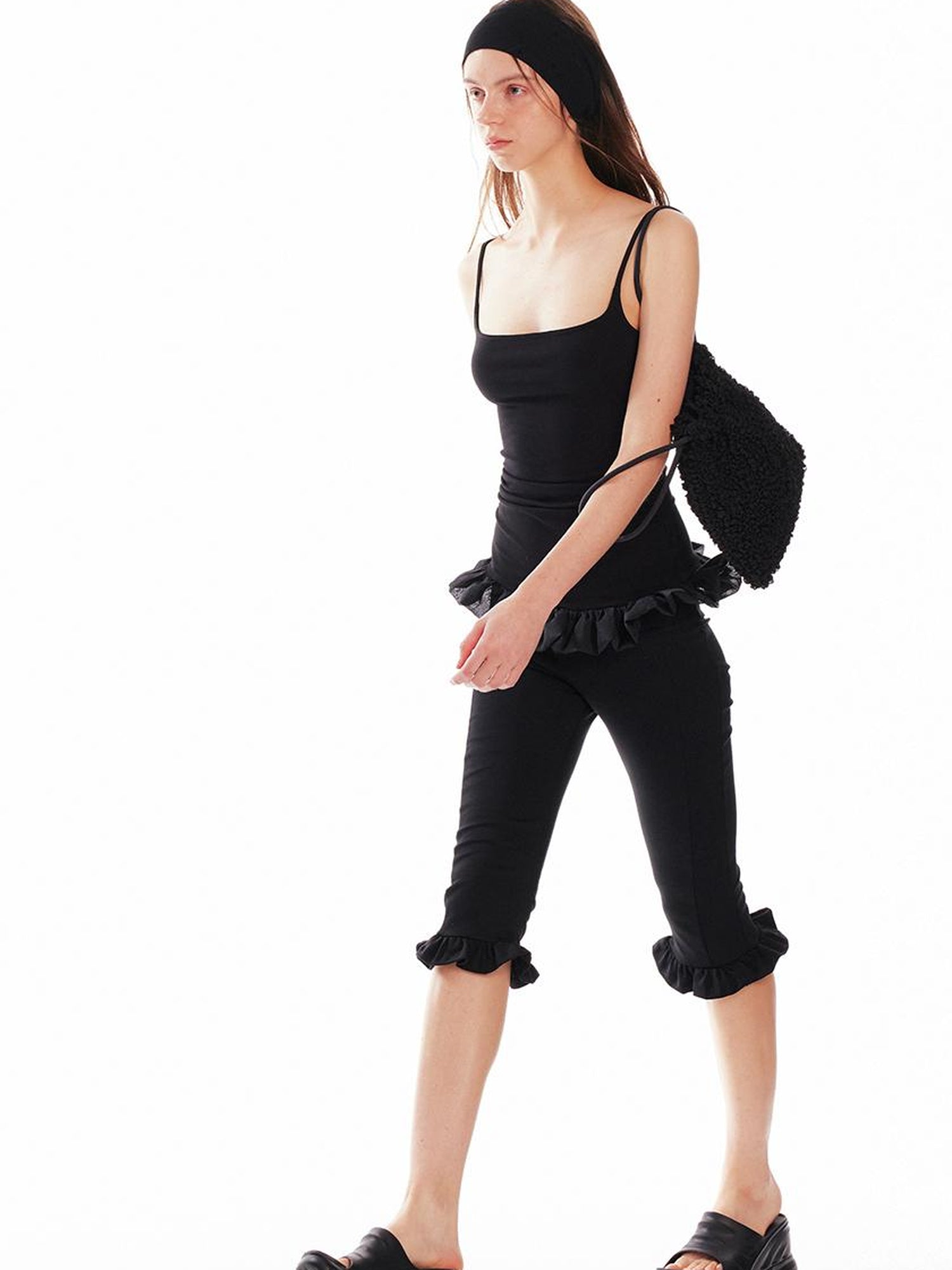 ALINNV STUDIO Pleated Drawstring Bag With 3D Floral Embroidery