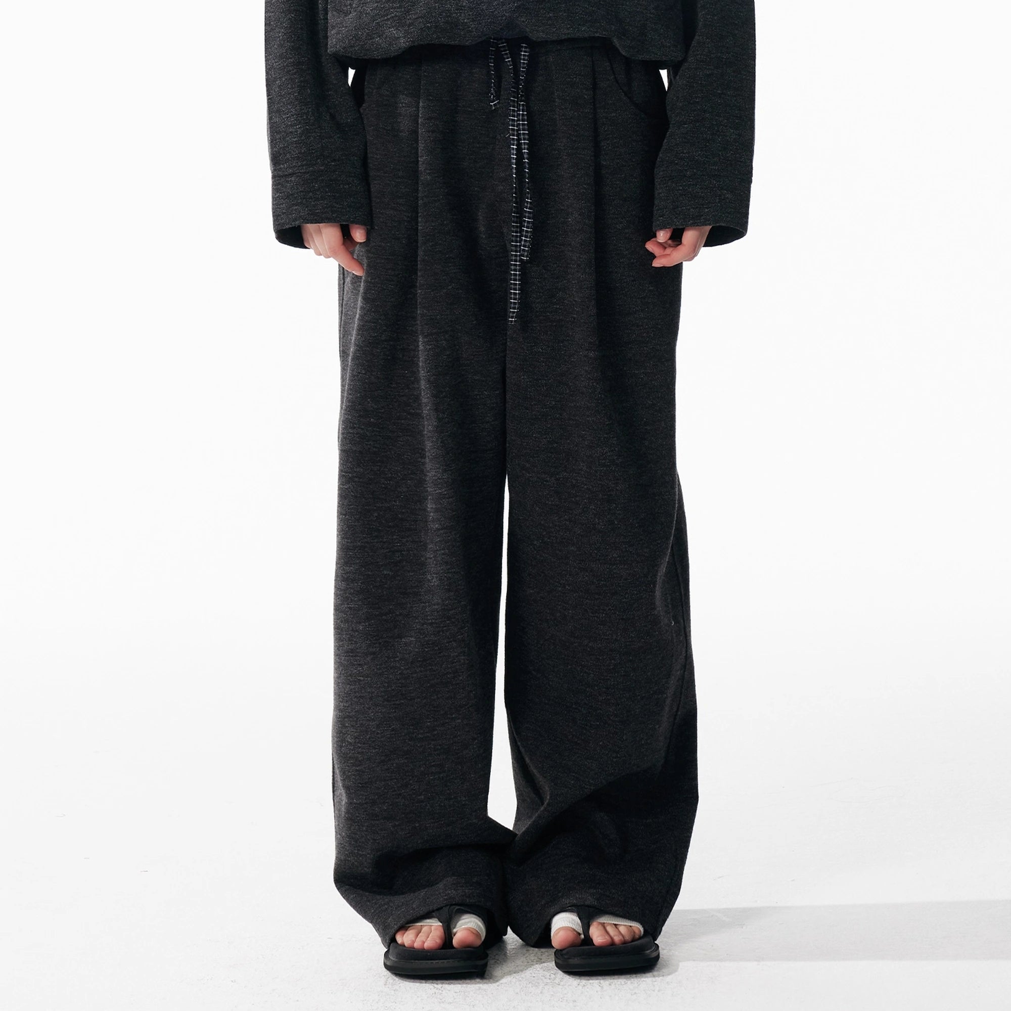 ALINNV_STUDIO_Retro_Plaid_Patchwork_Hoodie_And_Relaxed_Pants_Set_MISSTT