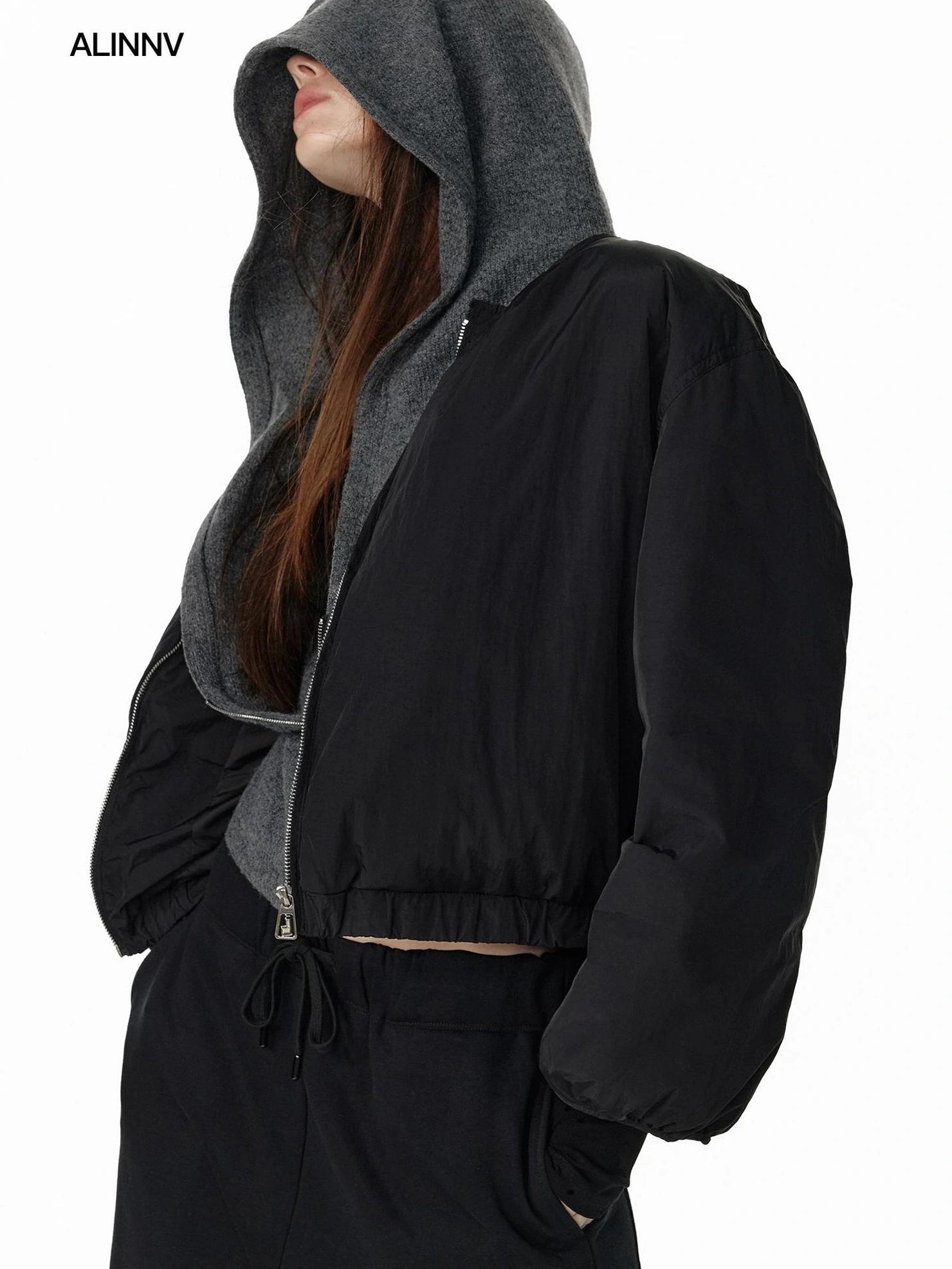 ALINNV STUDIO Short Puffer Jacket 90 White Duck Down Round Neck Down Jacket